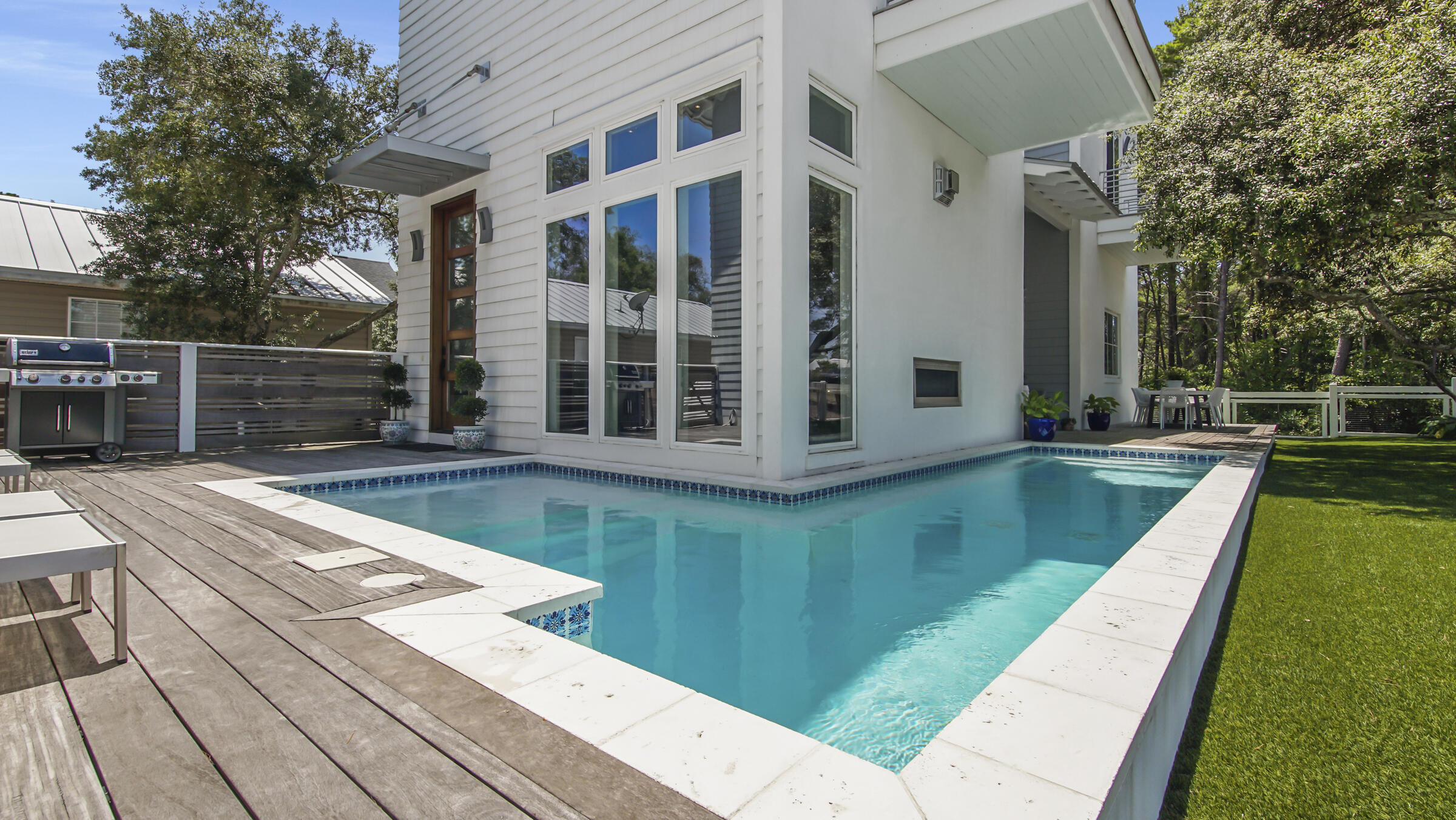 NO RECORDED SUBDIVISION - Residential