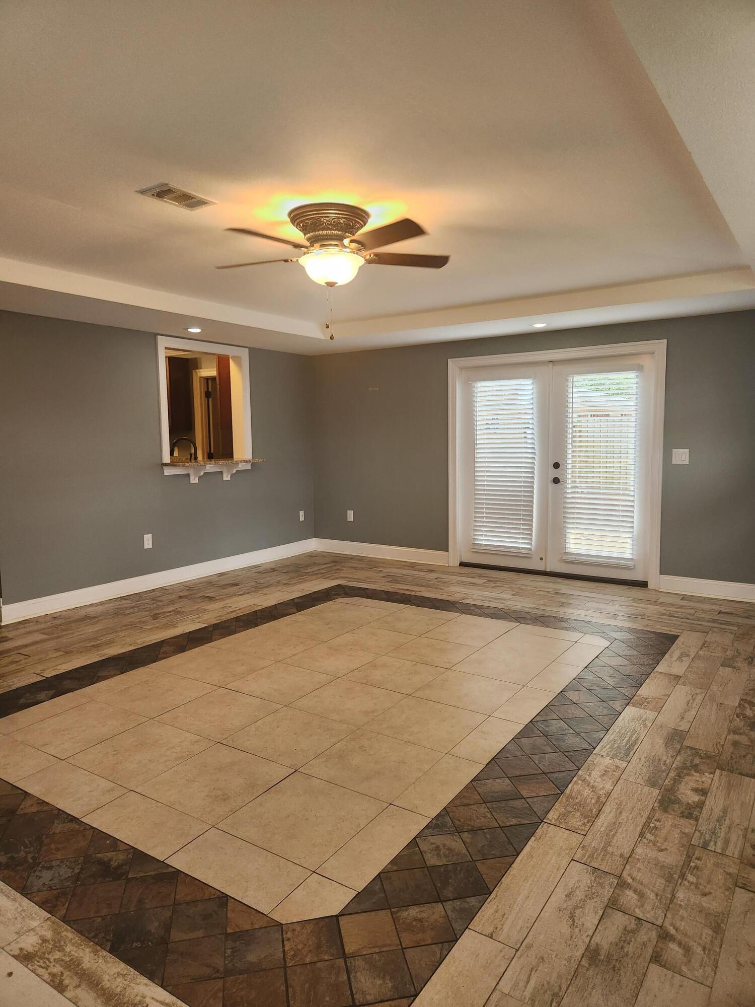 SANTASIA PARK - Residential Lease