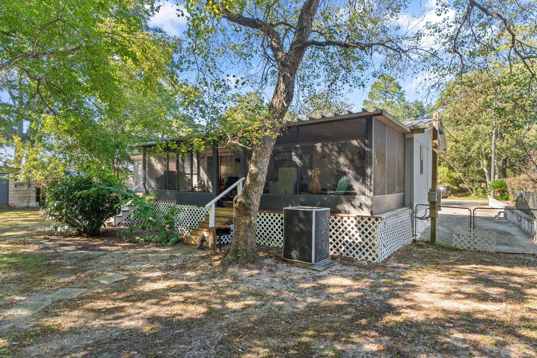 NO RECORDED PROJECT - Residential