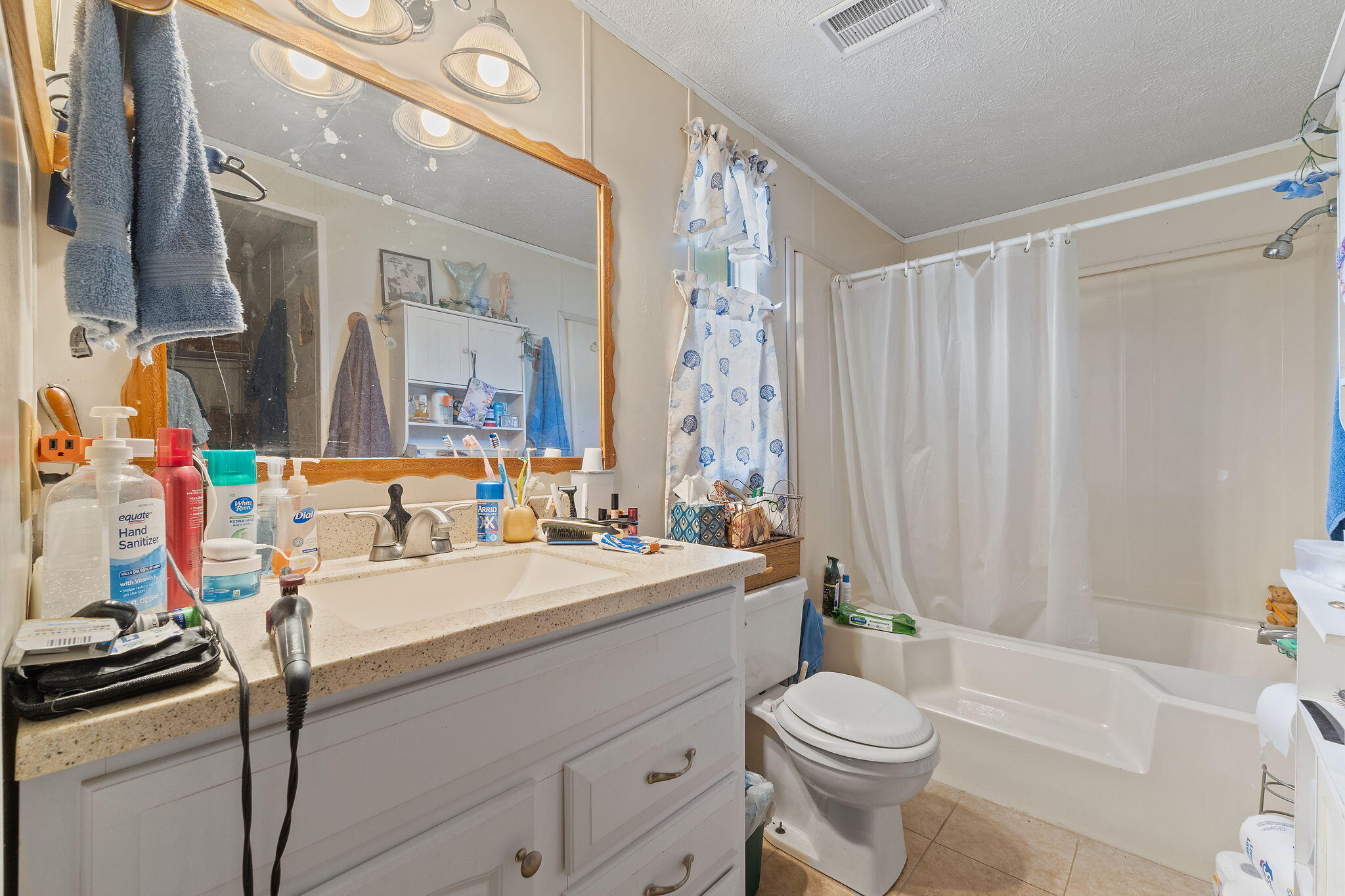 NO RECORDED PROJECT - Residential