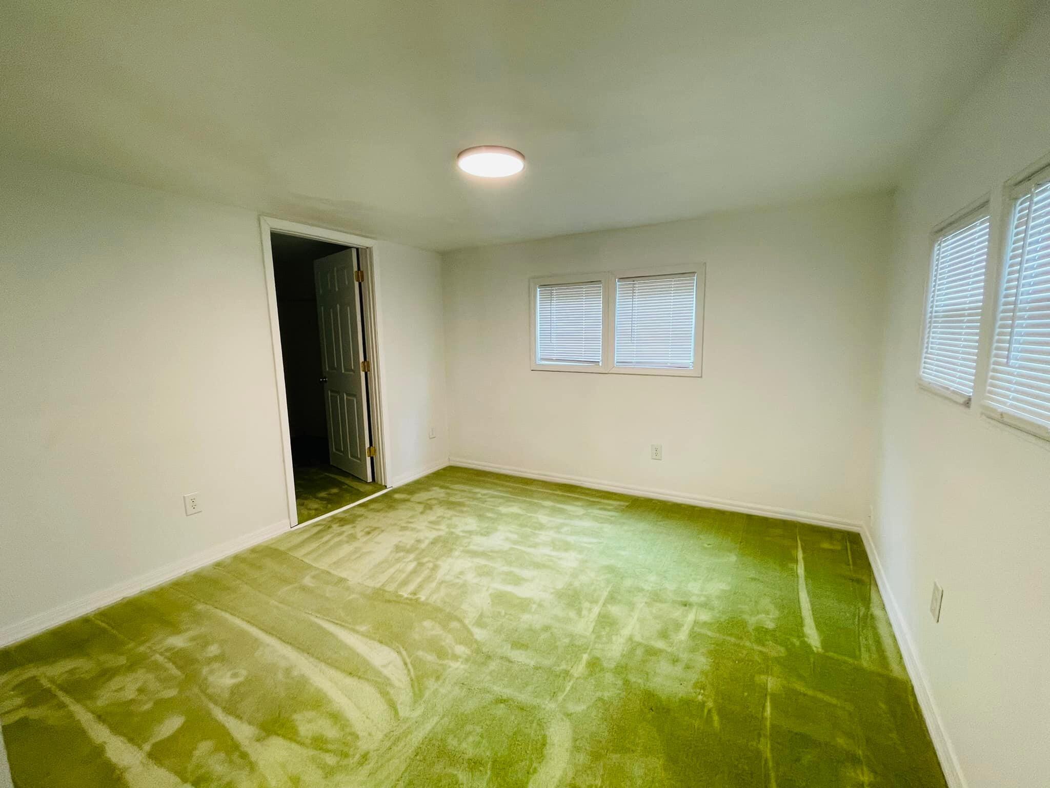 LOT 5 BLK 14 OAKWOOD HILLS UNIT I - Residential Lease