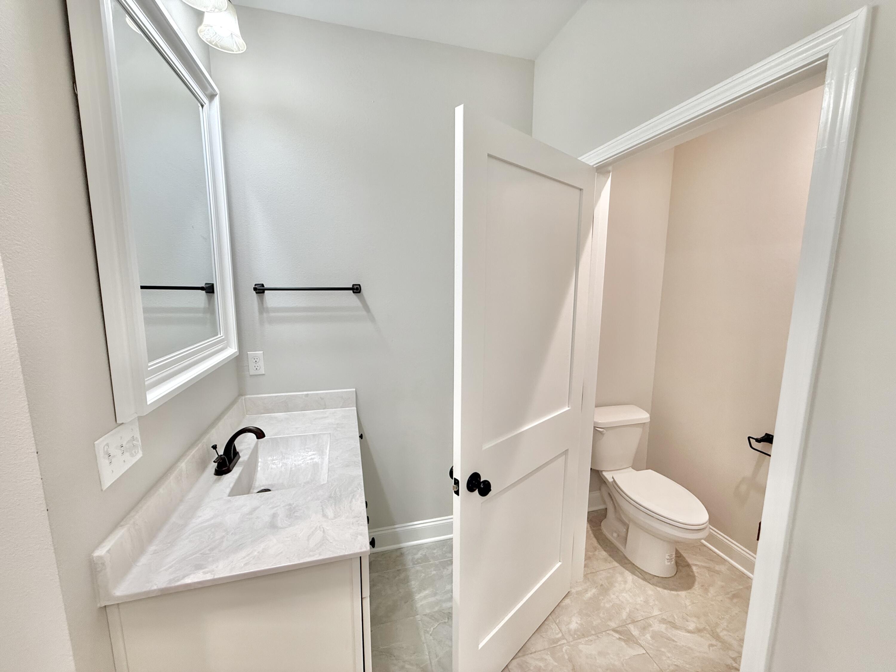 CRESCENT SHORES - Residential