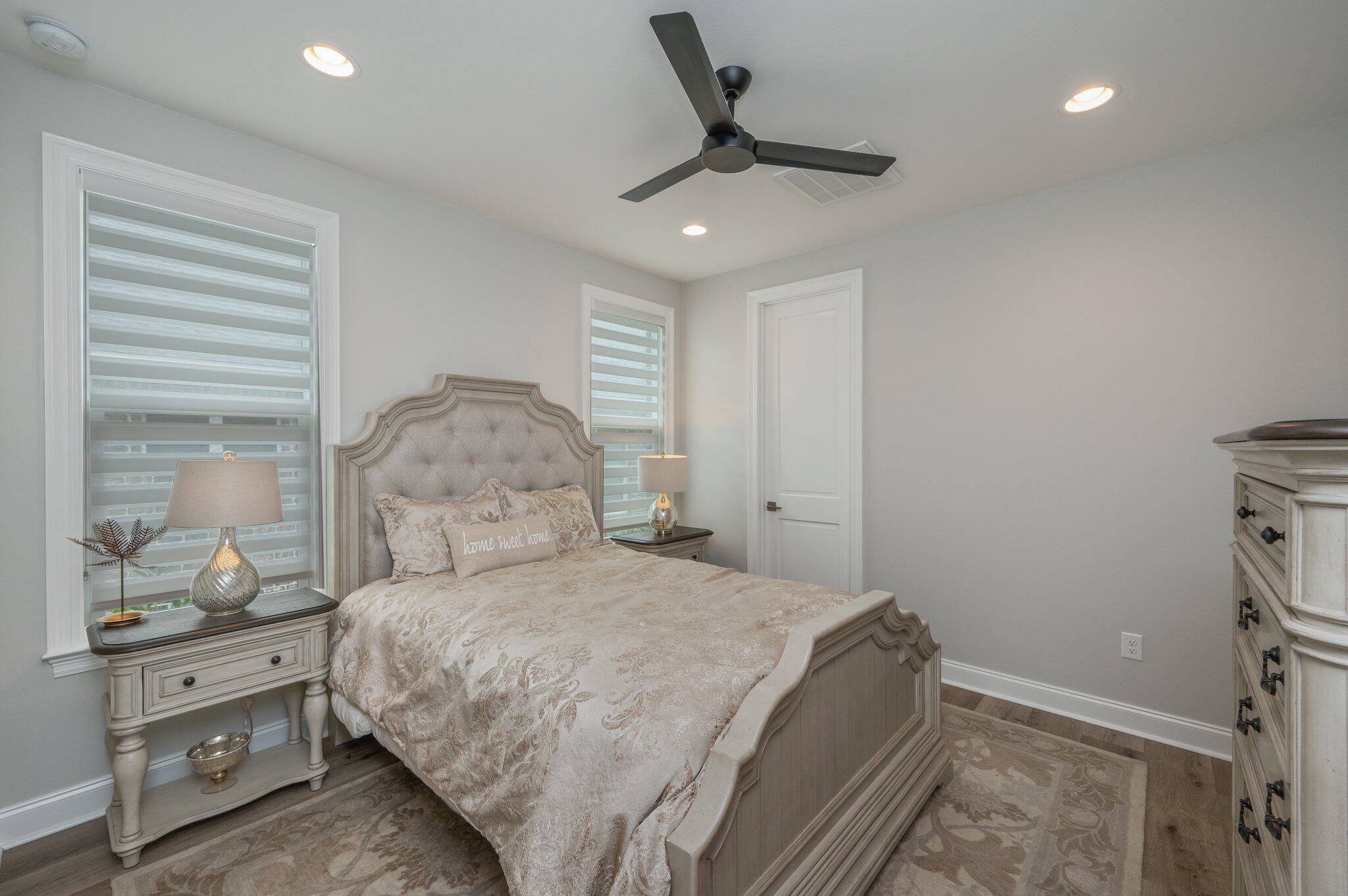 RAIDERS LANDING PH 1 - Residential