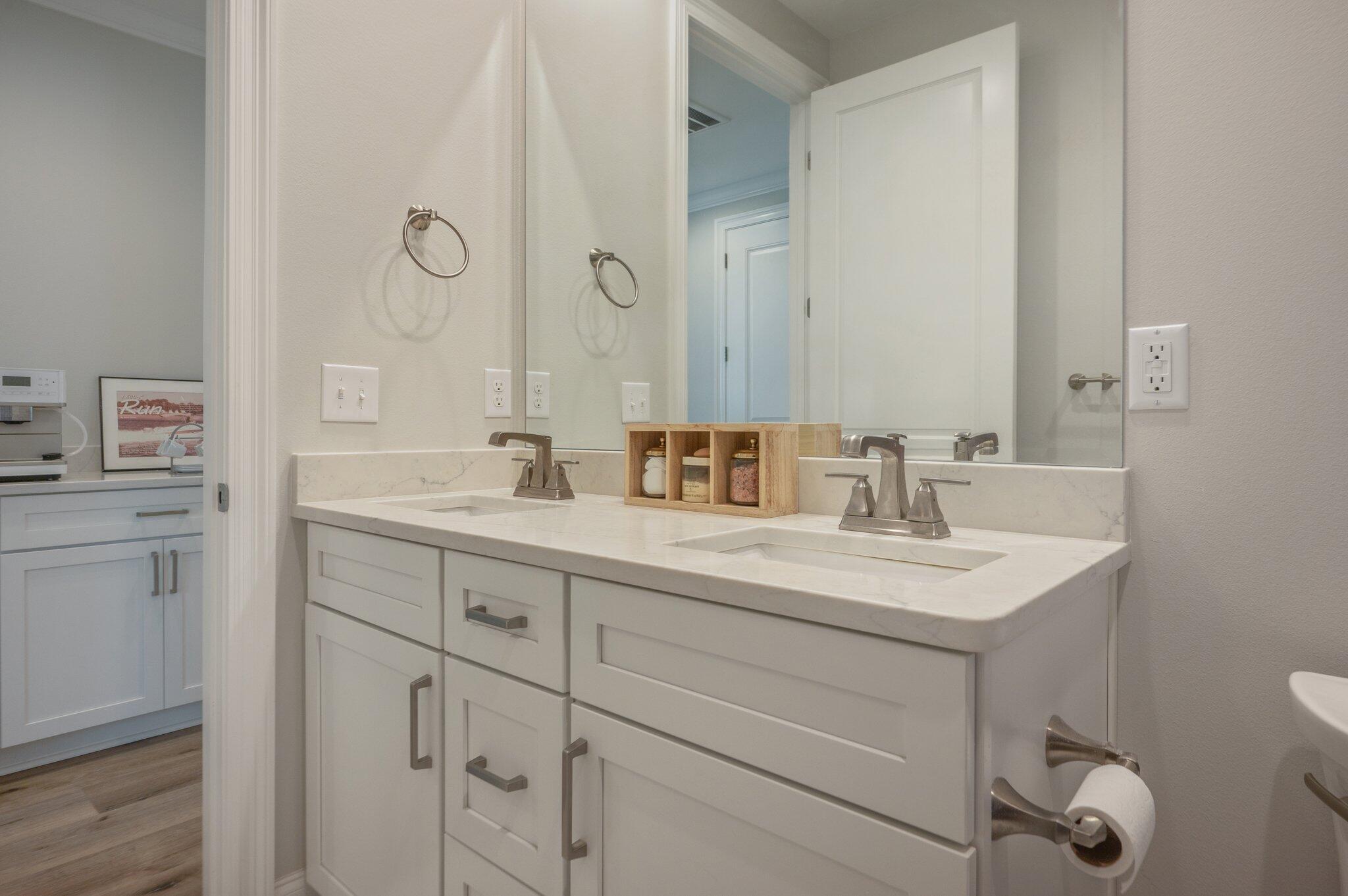 RAIDERS LANDING PH 1 - Residential