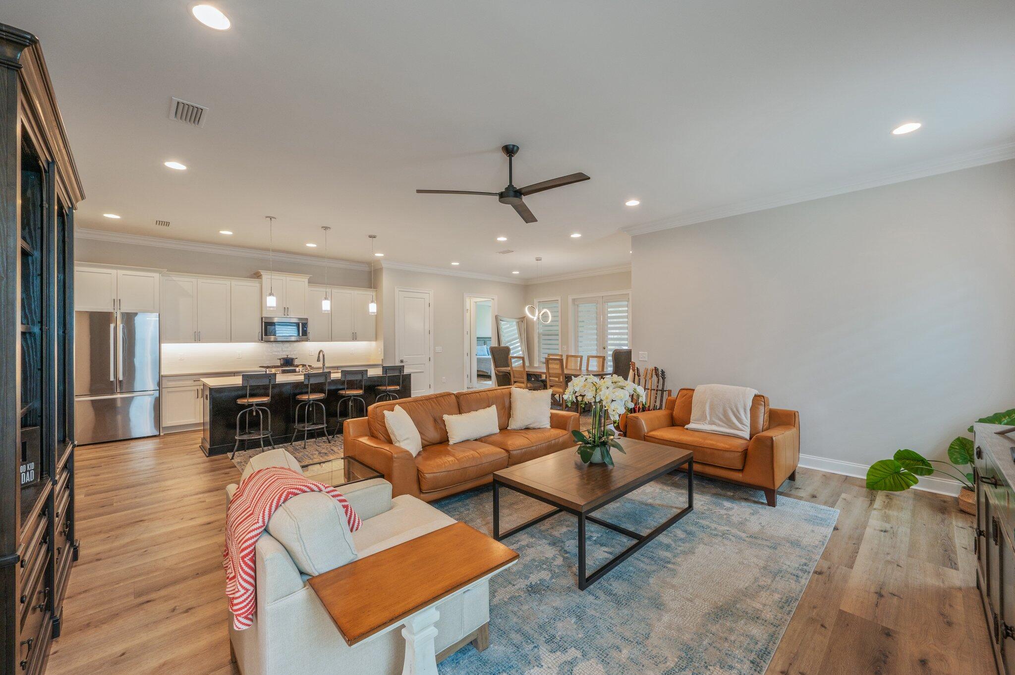 RAIDERS LANDING PH 1 - Residential