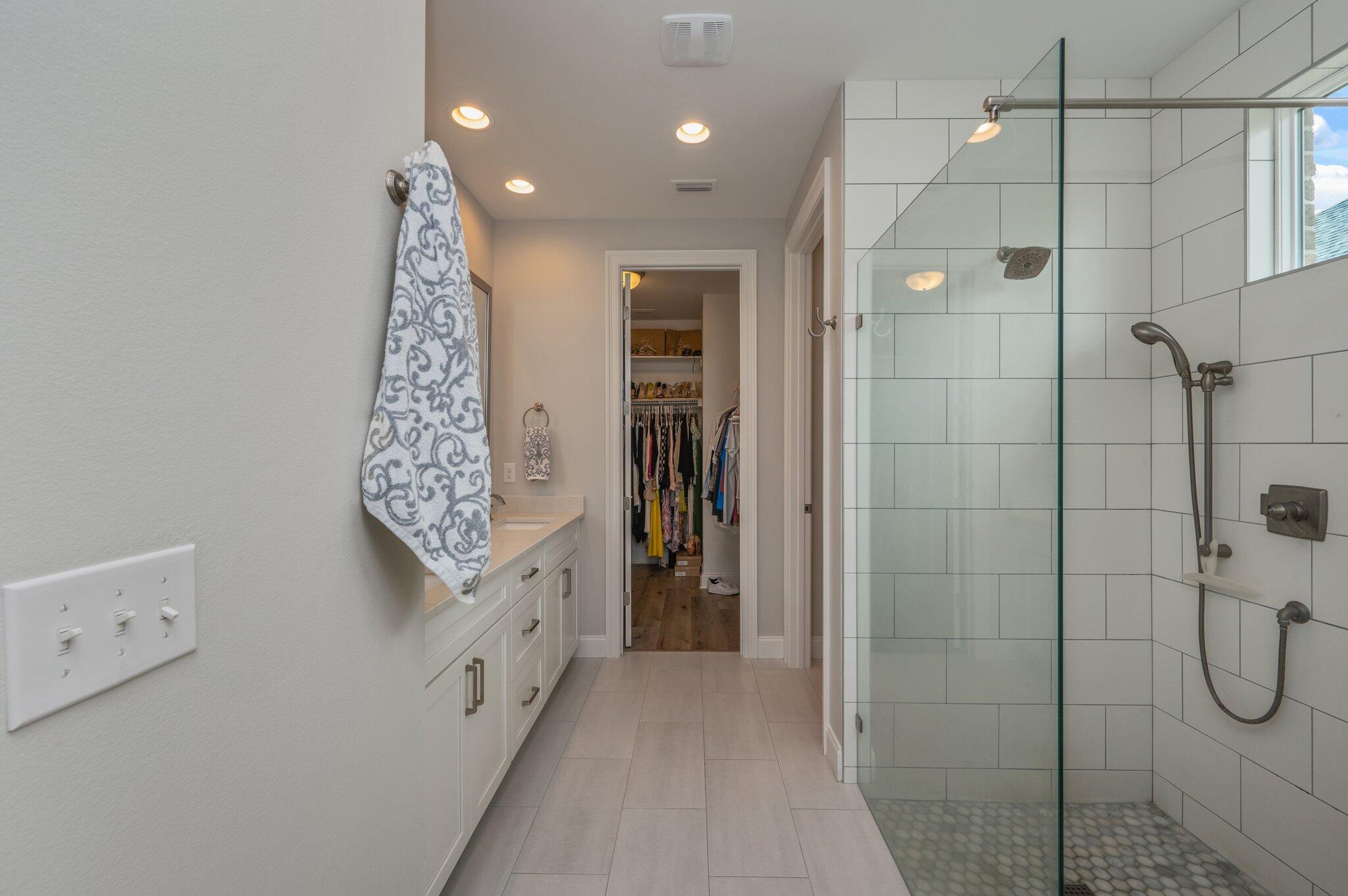 RAIDERS LANDING PH 1 - Residential