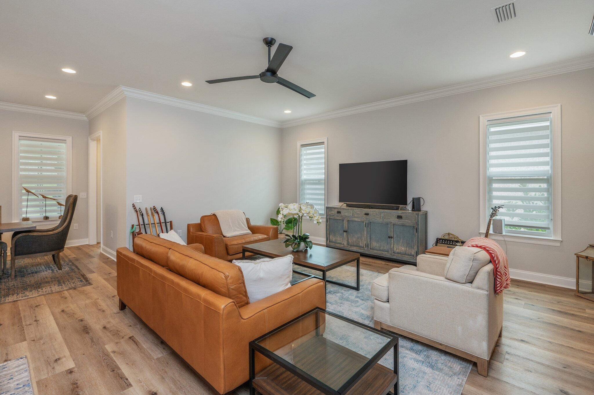 RAIDERS LANDING PH 1 - Residential