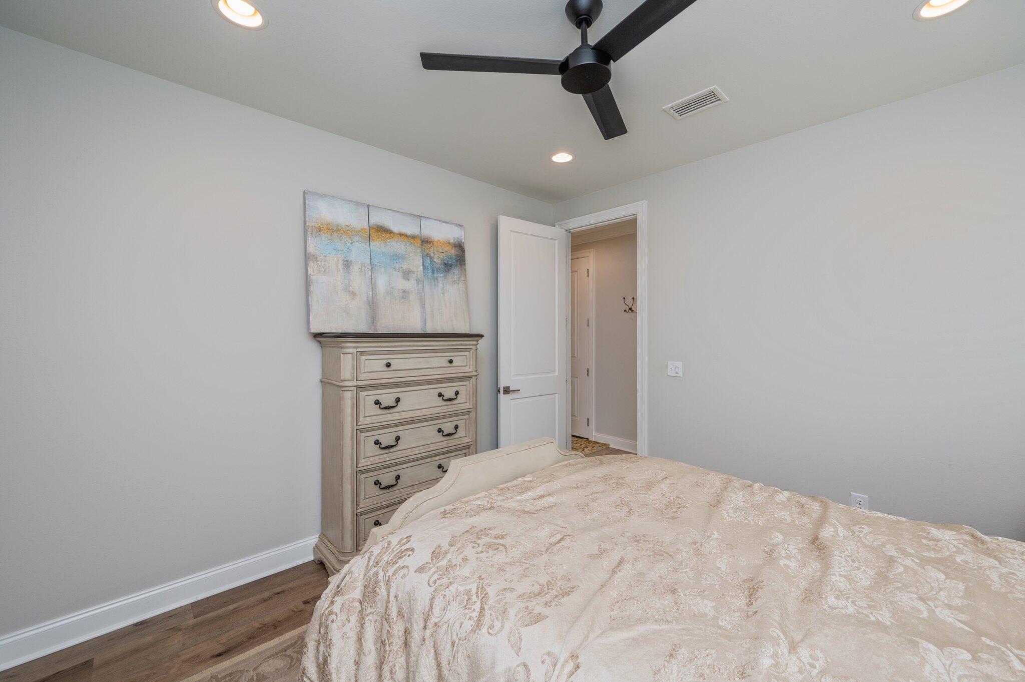 RAIDERS LANDING PH 1 - Residential