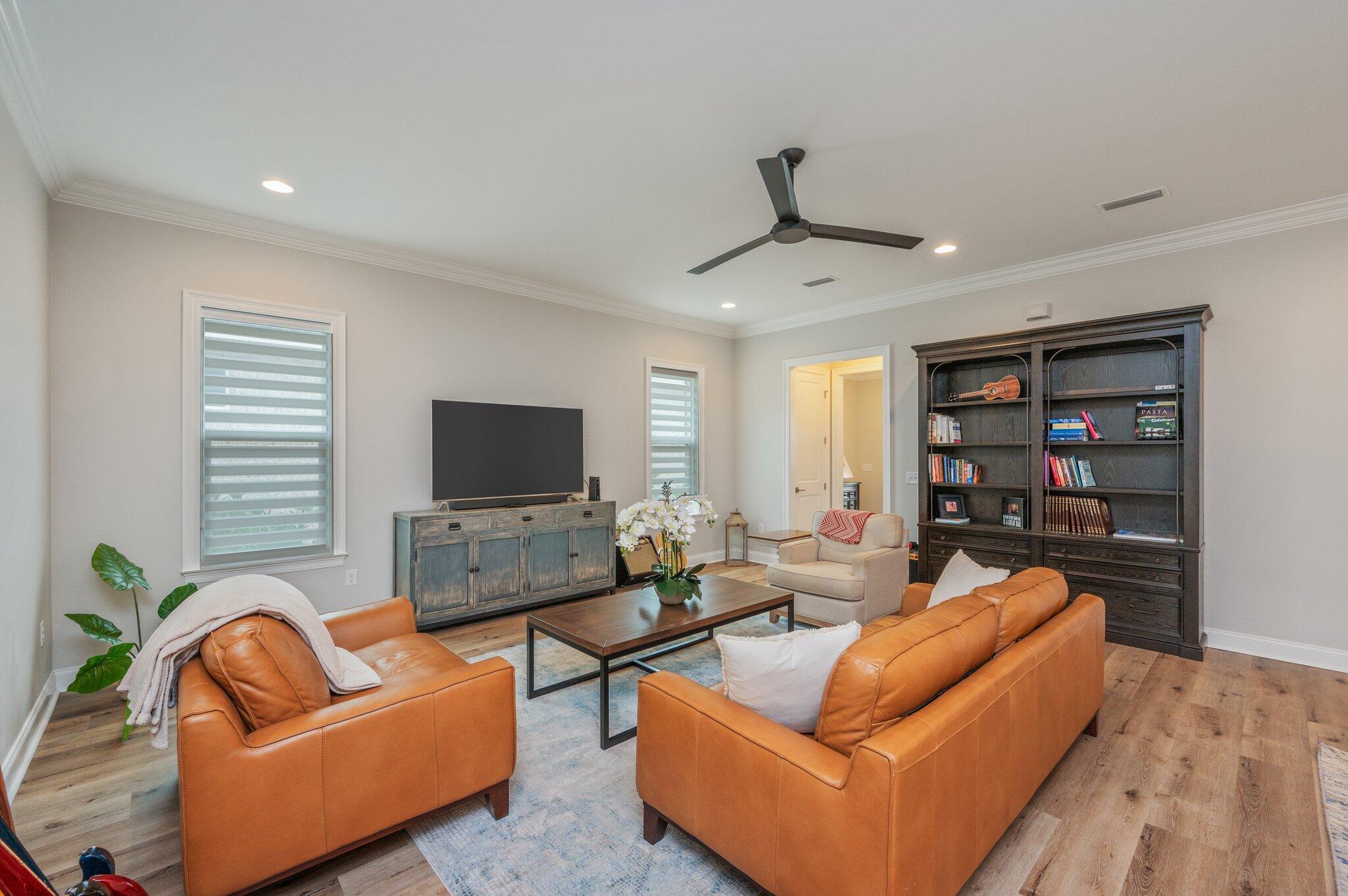 RAIDERS LANDING PH 1 - Residential