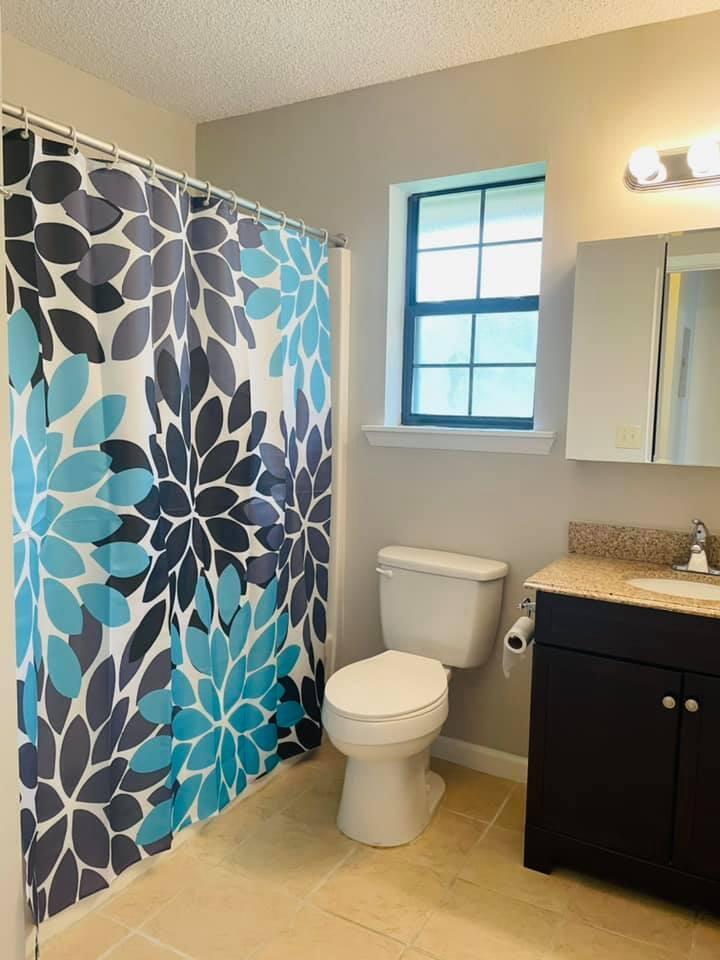 JUNIPER ACRES UNIT I UNREC - Residential Lease