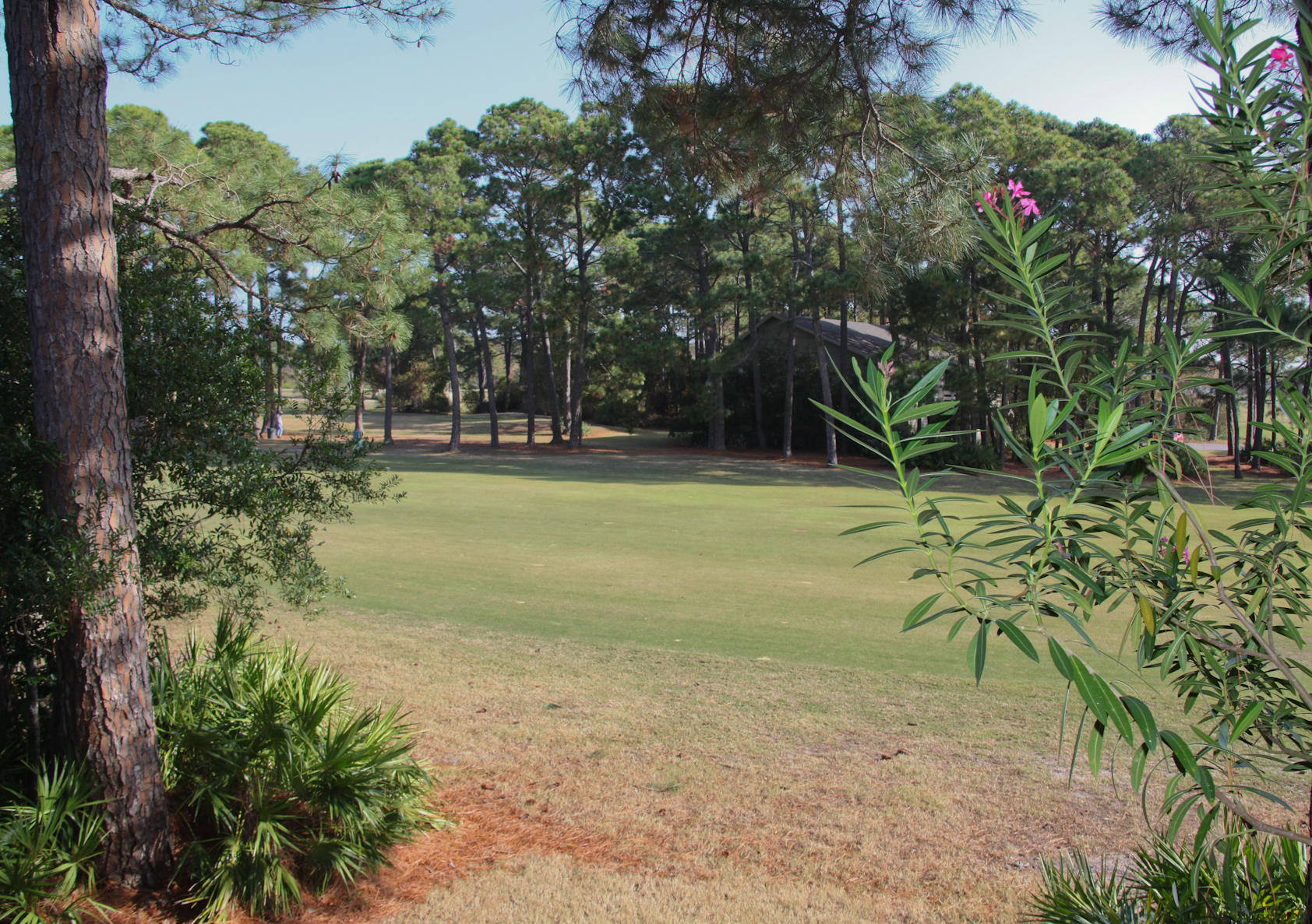 SEASCAPE CONDO GARDEN VILLA - Residential