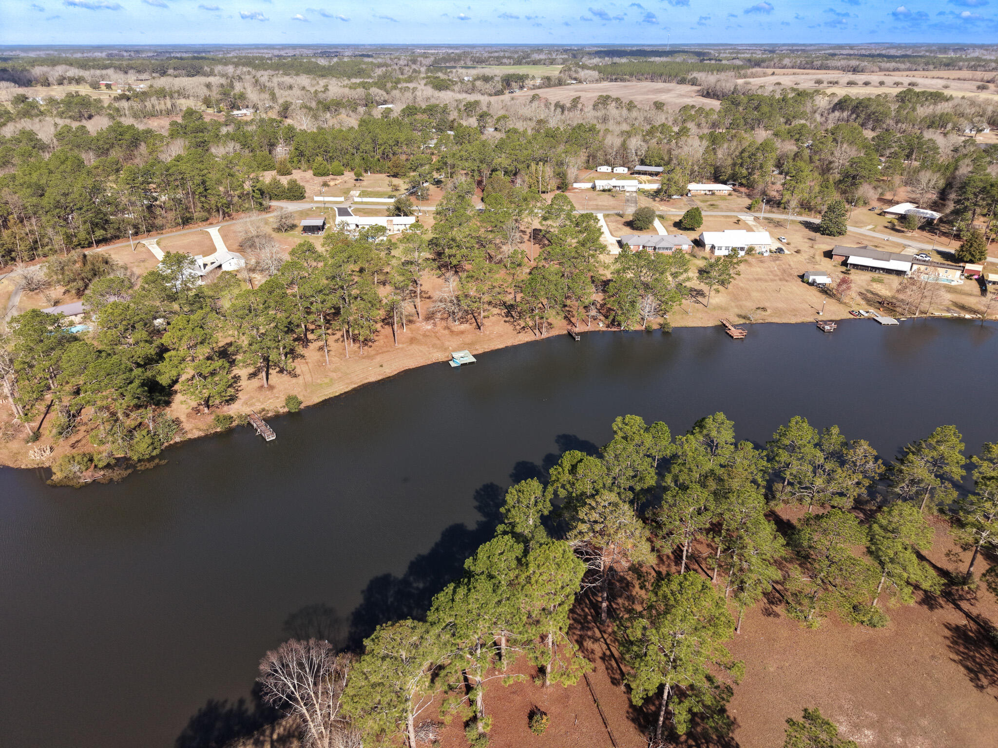 NO RECORDED SUBDIVISION - Land