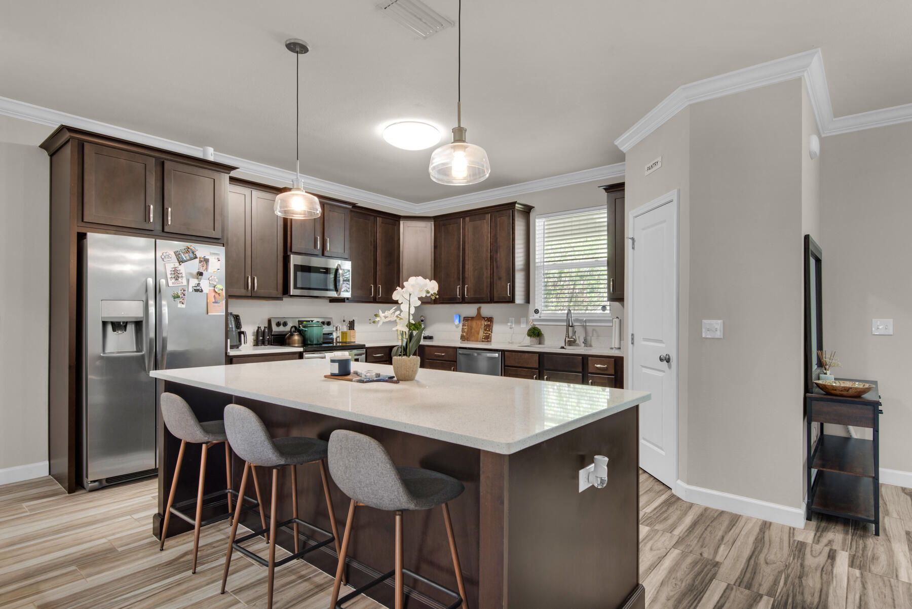 CASA LOMA - Residential Lease