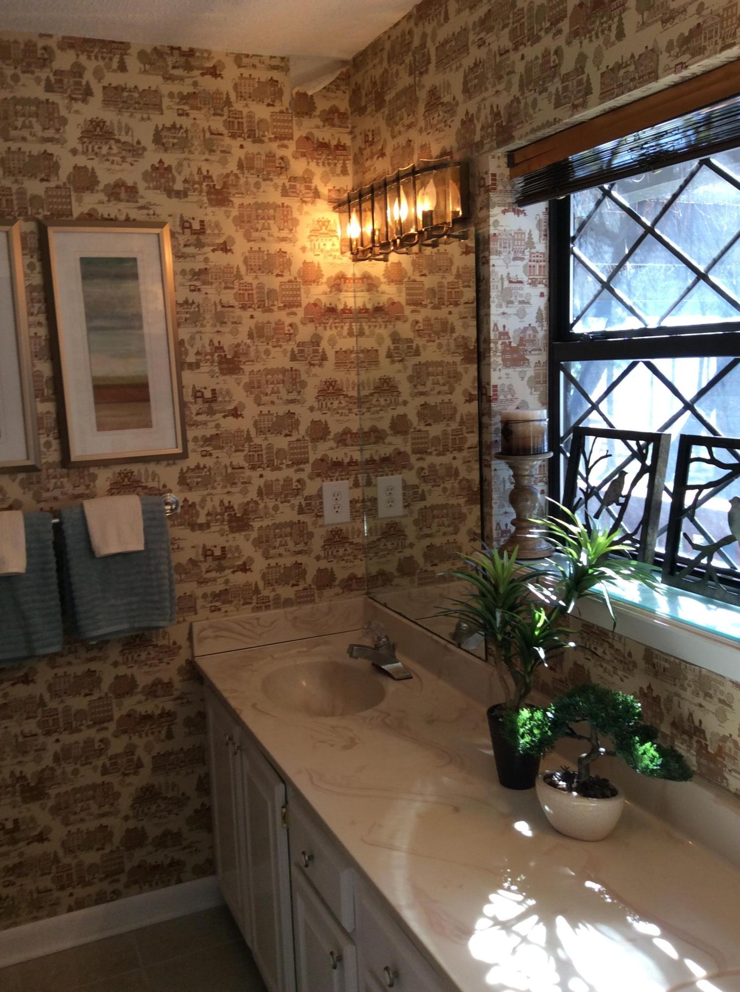 RAINTREE ESTATES - Residential