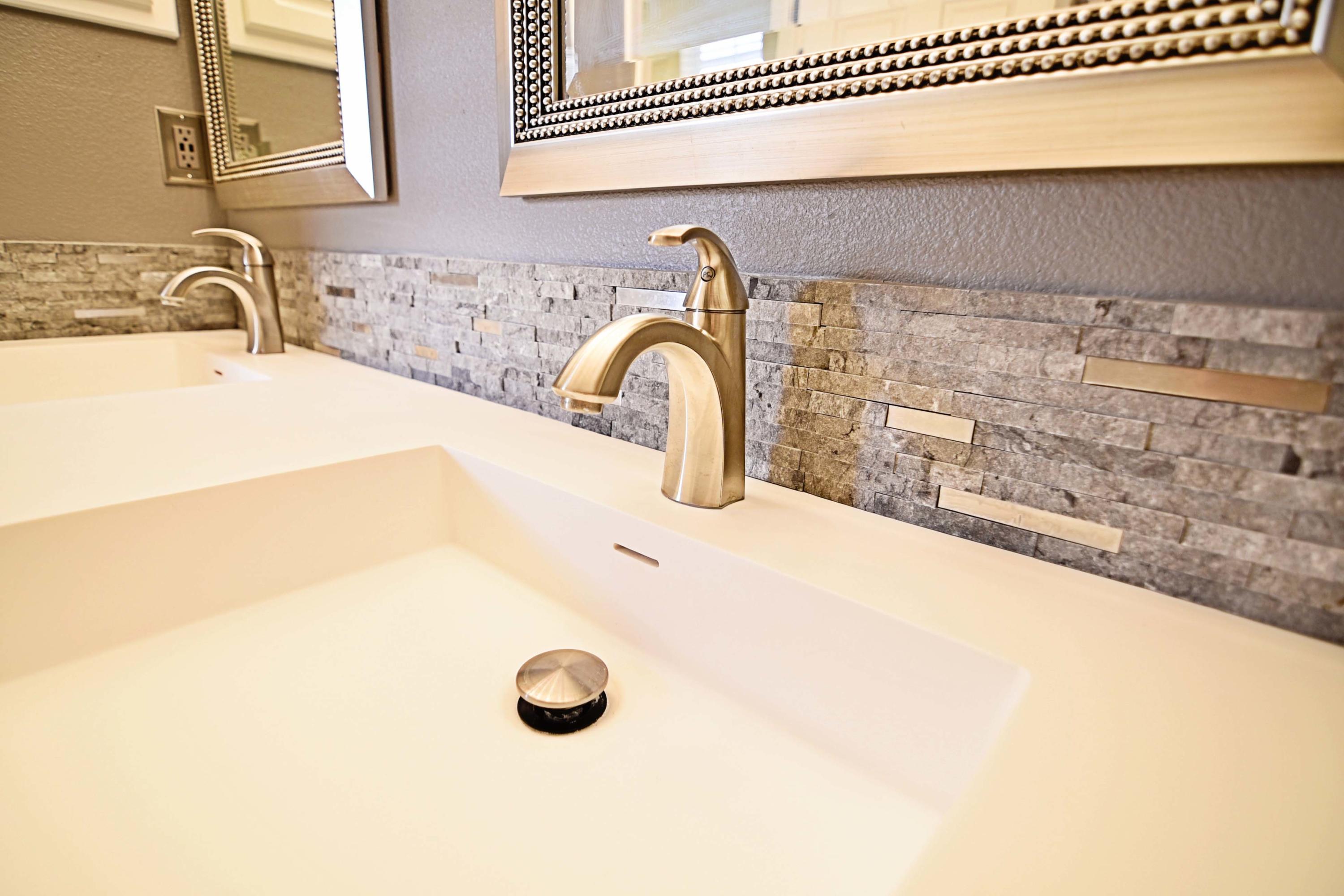 MARSH HARBOR - Residential