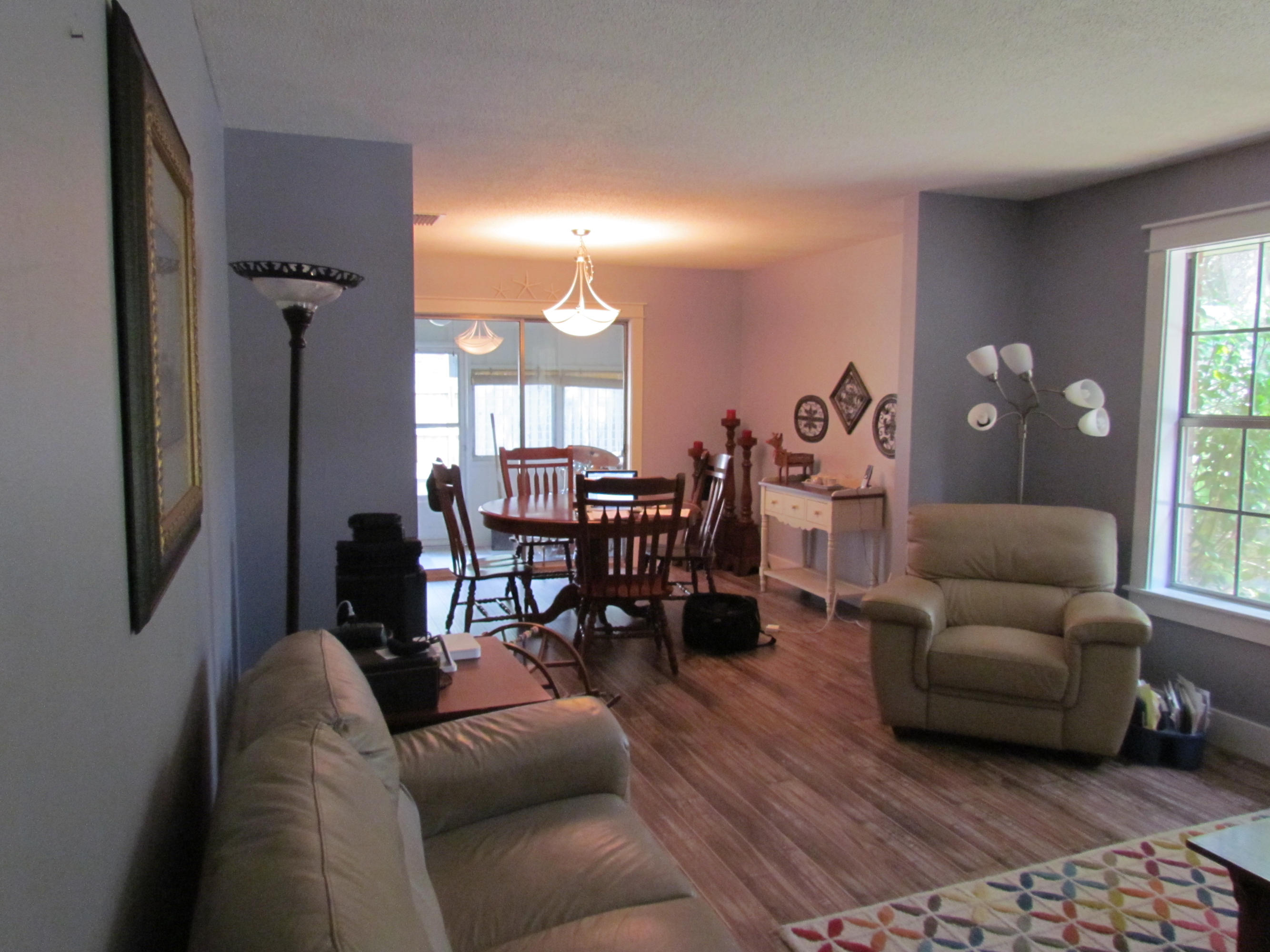 PINEWOOD ESTATES - Residential Lease