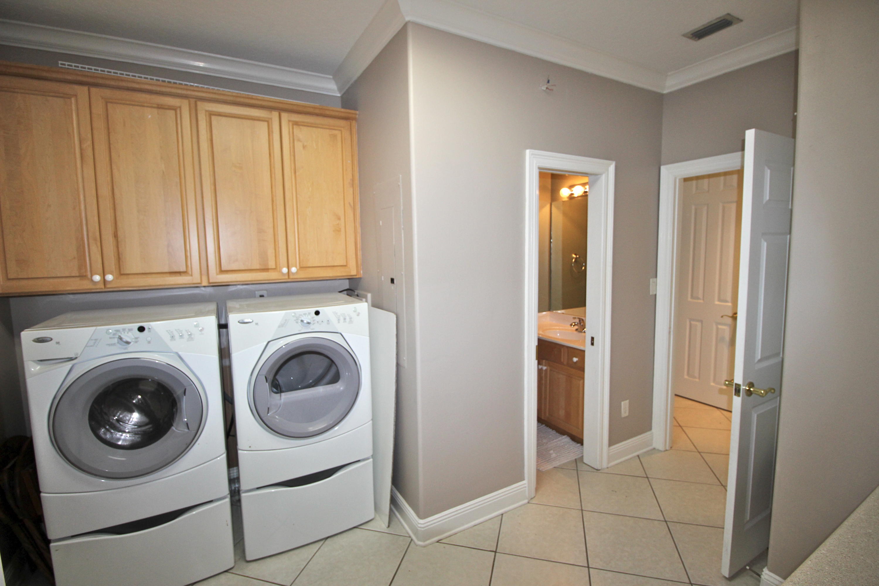 MAGNOLIA LAKE ESTATES PH 1 - Residential