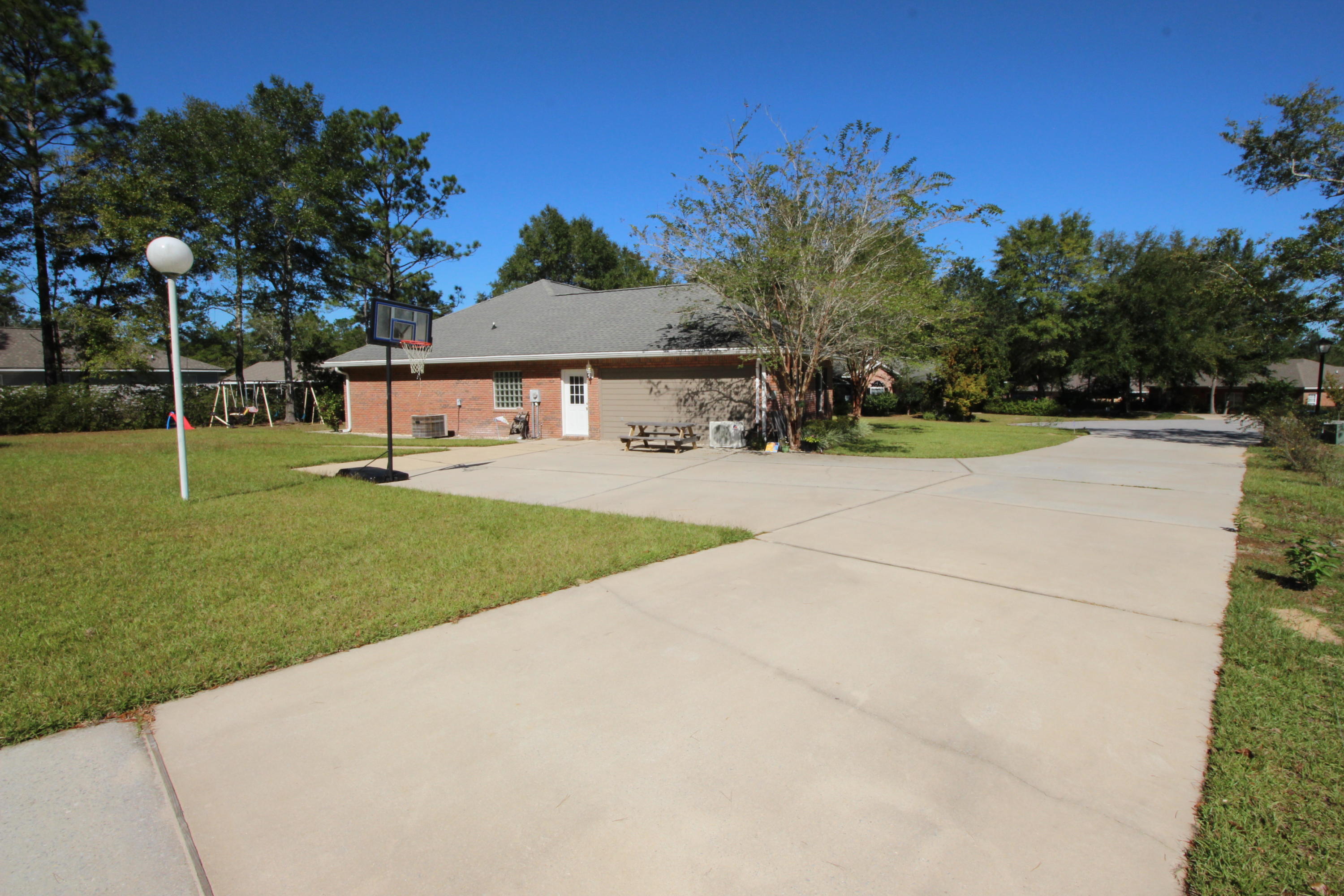 MAGNOLIA LAKE ESTATES PH 1 - Residential