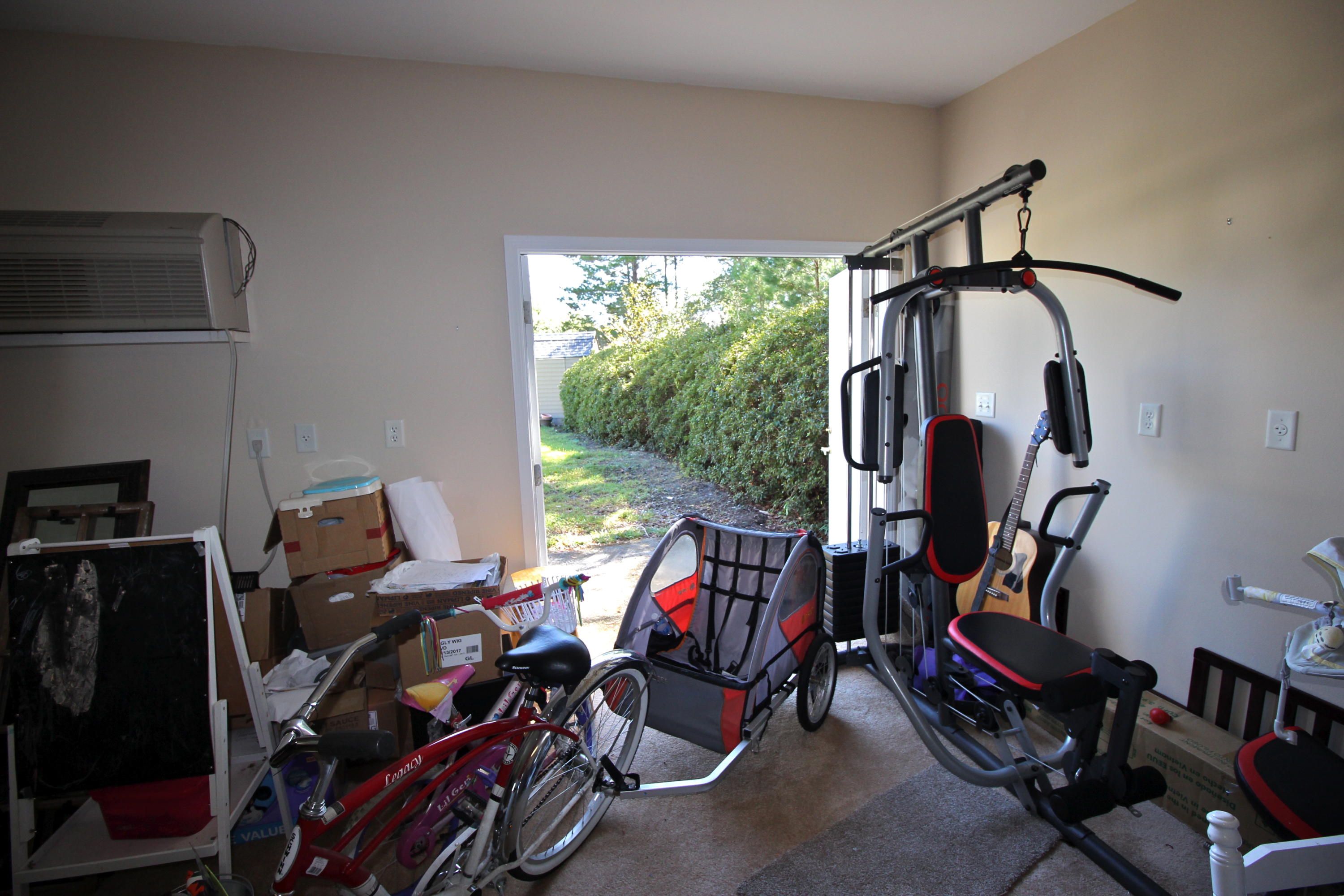 MAGNOLIA LAKE ESTATES PH 1 - Residential