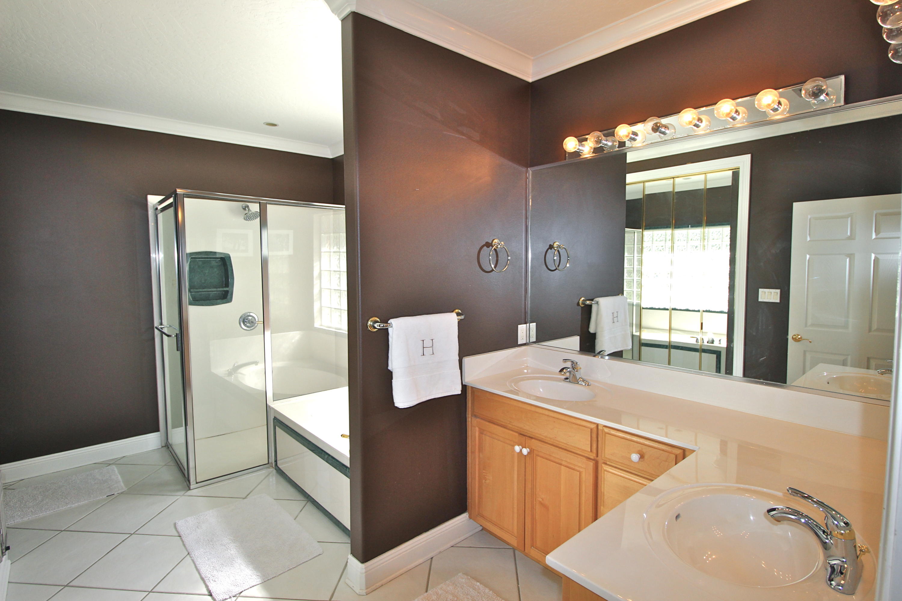 MAGNOLIA LAKE ESTATES PH 1 - Residential