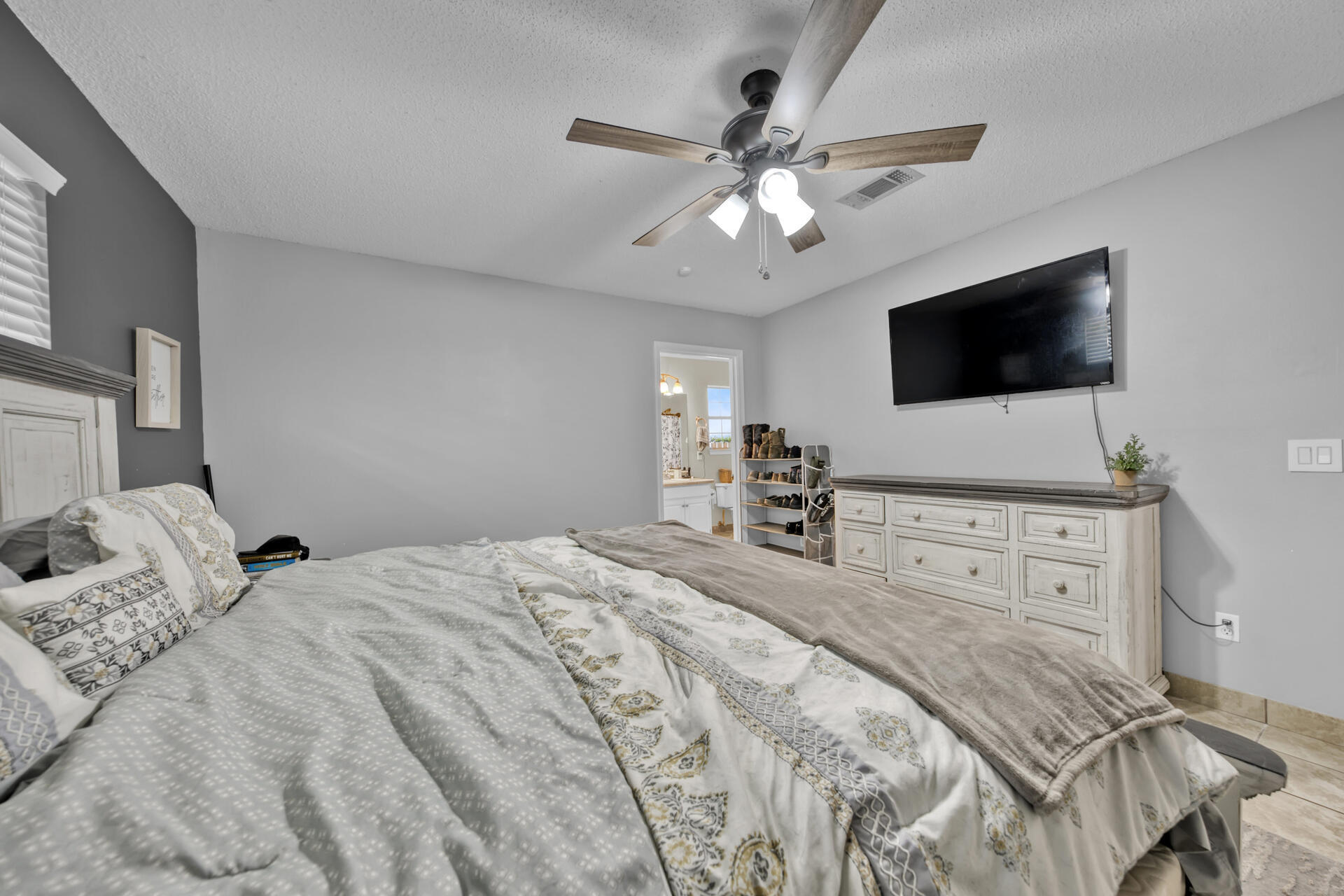 CHEROKEE BEND S/D PH 2 - Residential