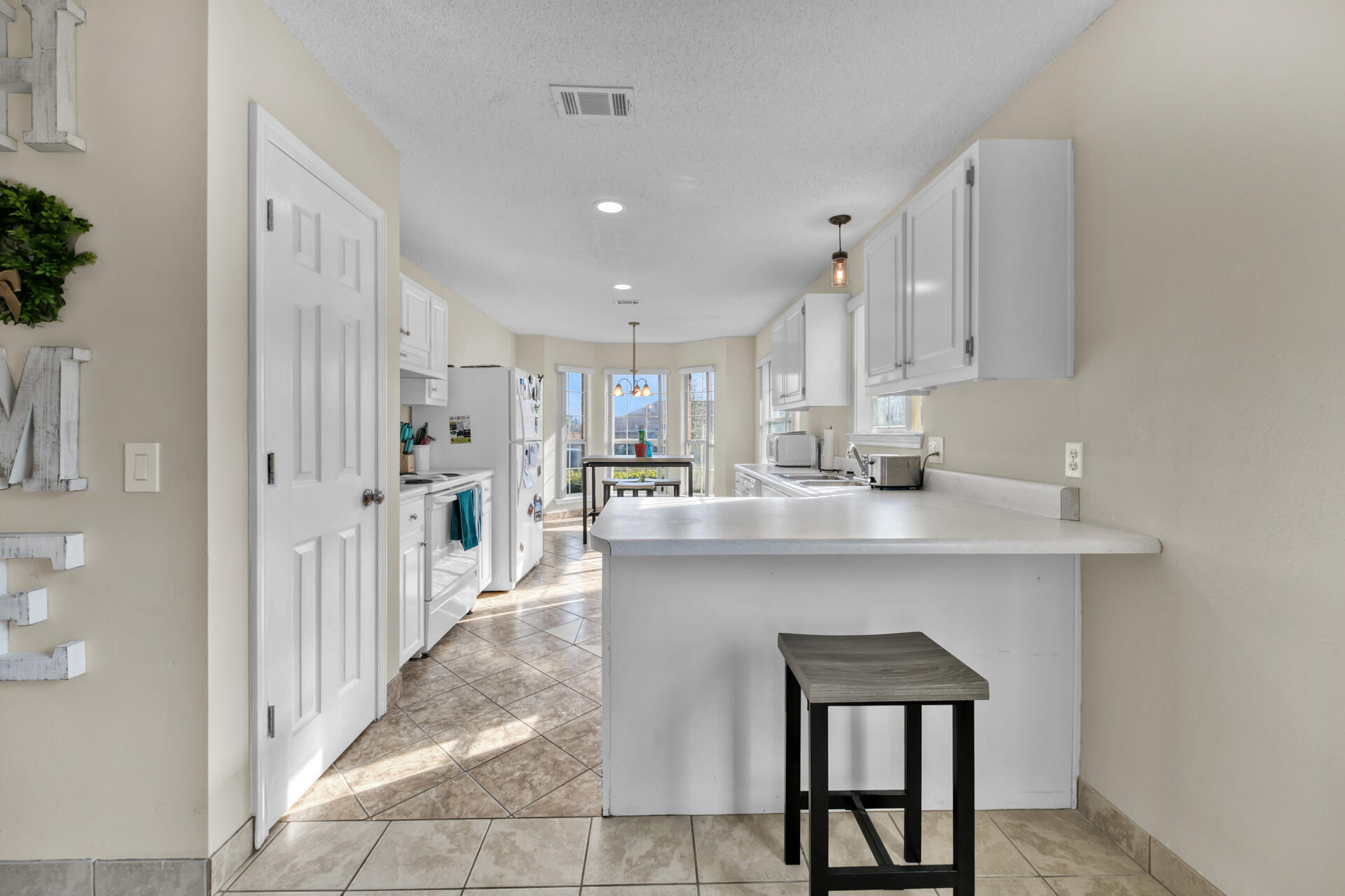 CHEROKEE BEND S/D PH 2 - Residential