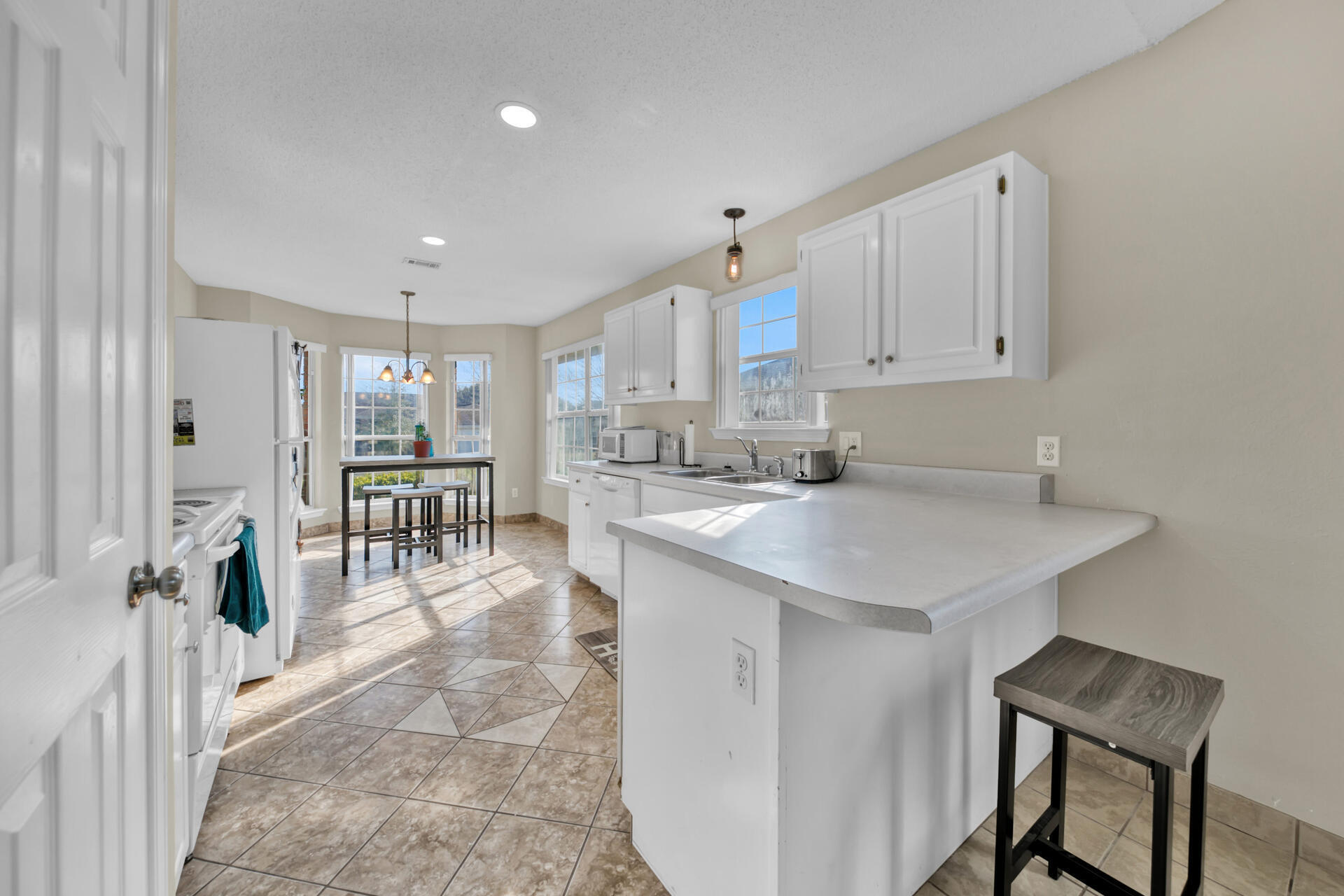 CHEROKEE BEND S/D PH 2 - Residential