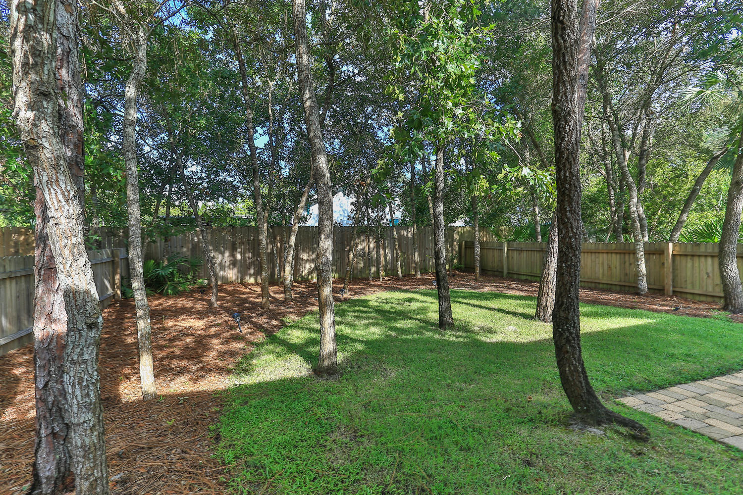 WHITES GULFVIEW ESTATES 2ND ADDN - Residential