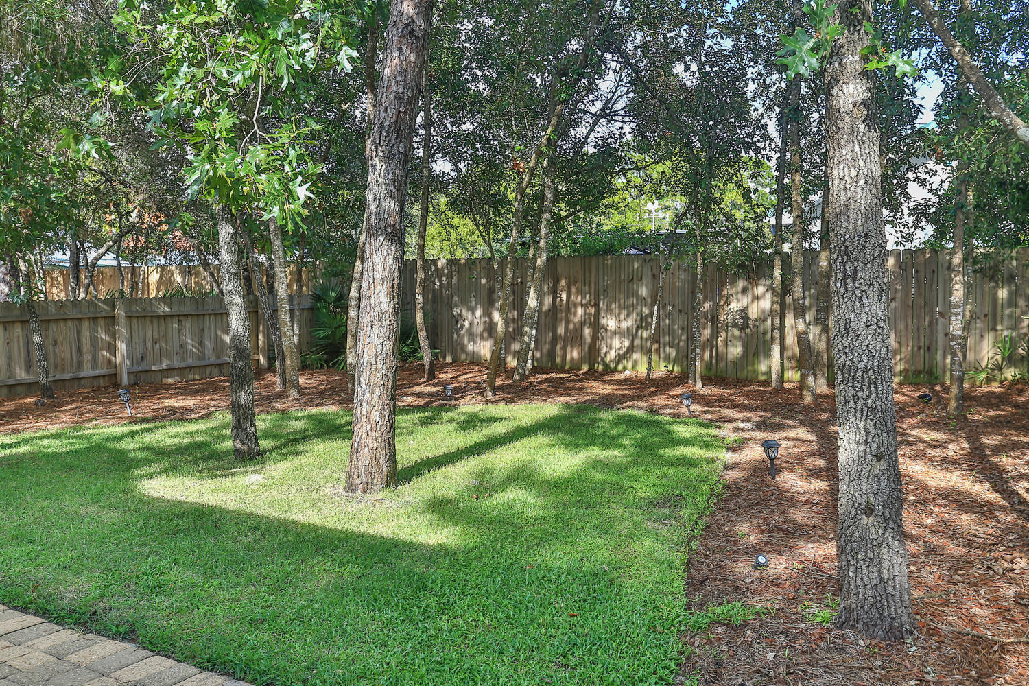 WHITES GULFVIEW ESTATES 2ND ADDN - Residential