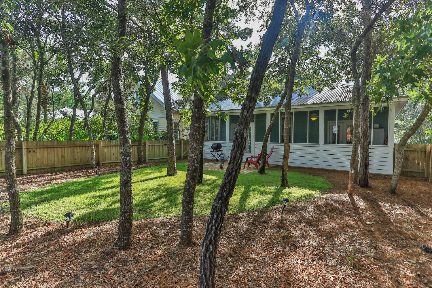 WHITES GULFVIEW ESTATES 2ND ADDN - Residential