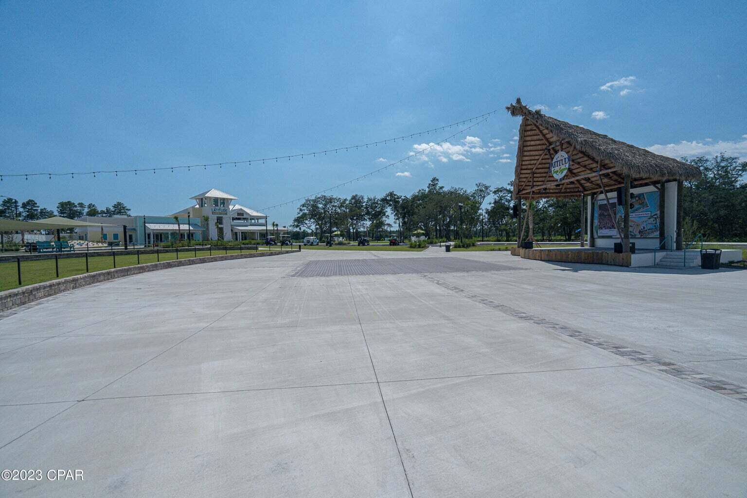 Lattitude Margaritaville - Residential