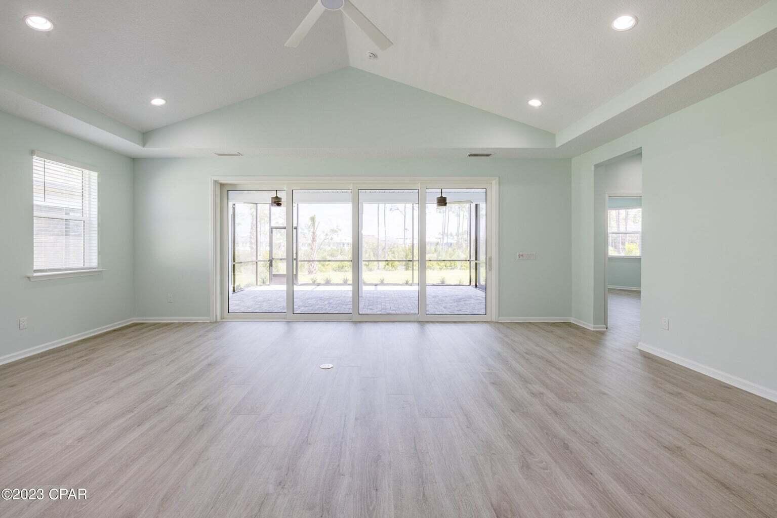 Lattitude Margaritaville - Residential