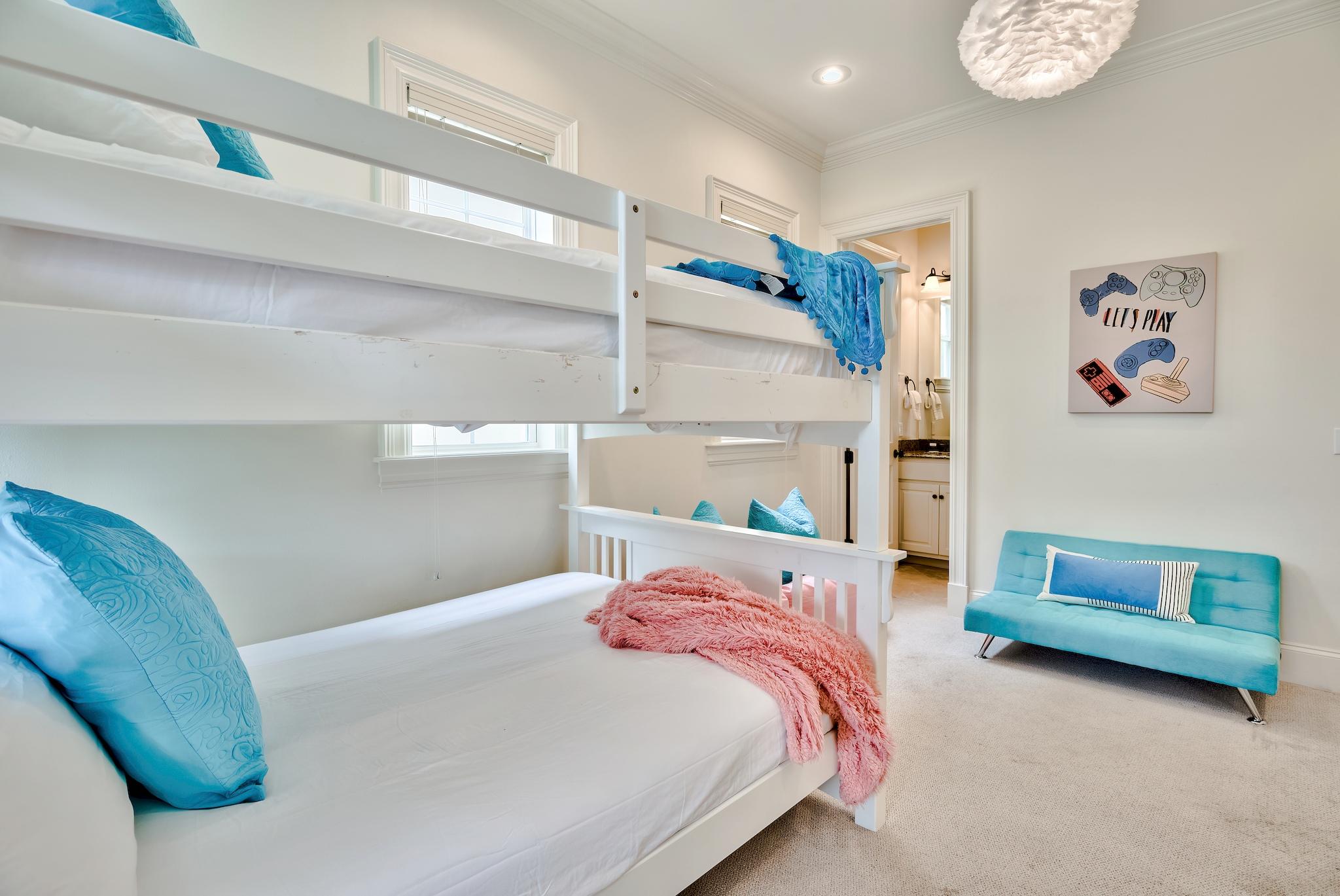 PALMEIRA VILLAS AT SEAGROVE BEACH - Residential