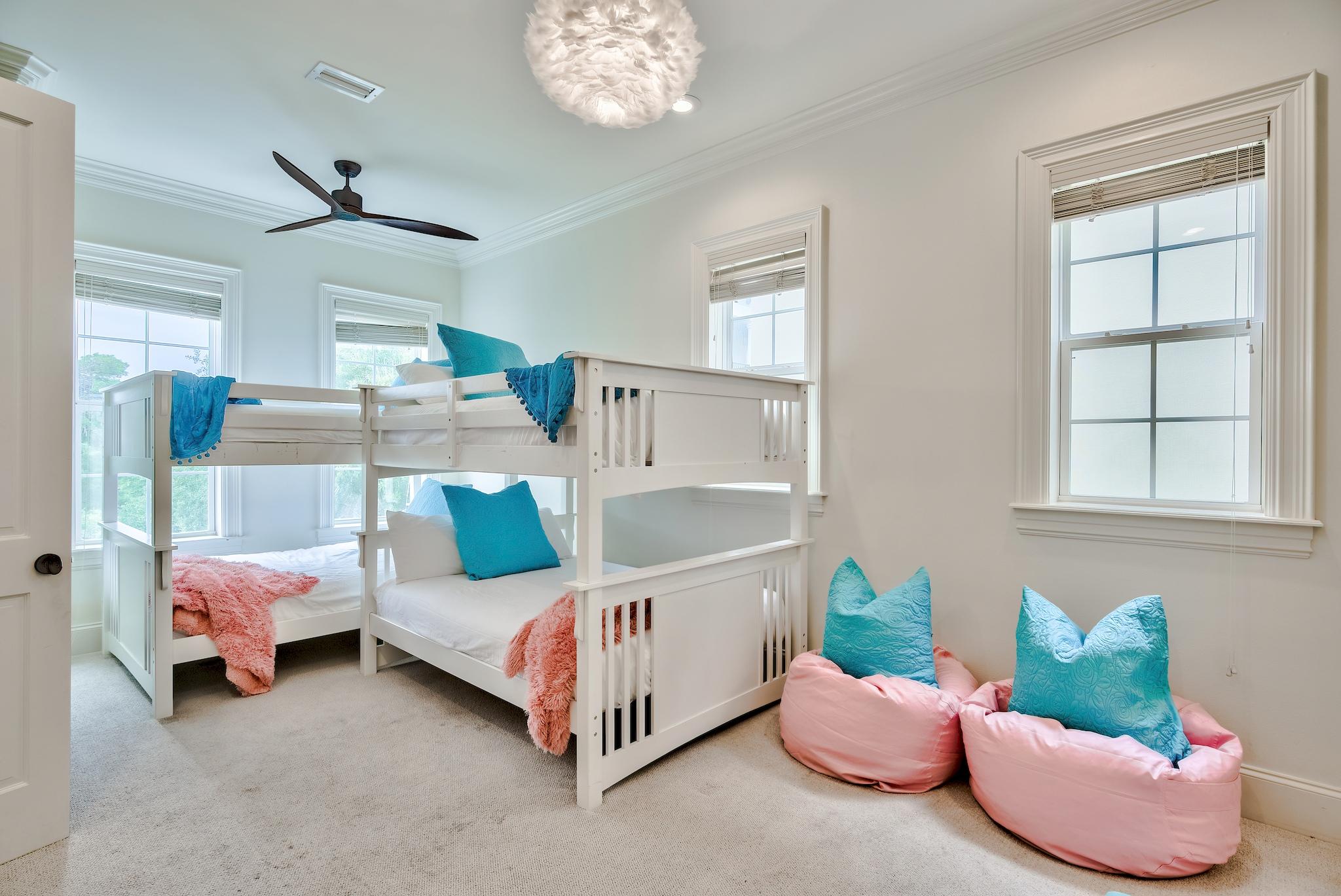 PALMEIRA VILLAS AT SEAGROVE BEACH - Residential