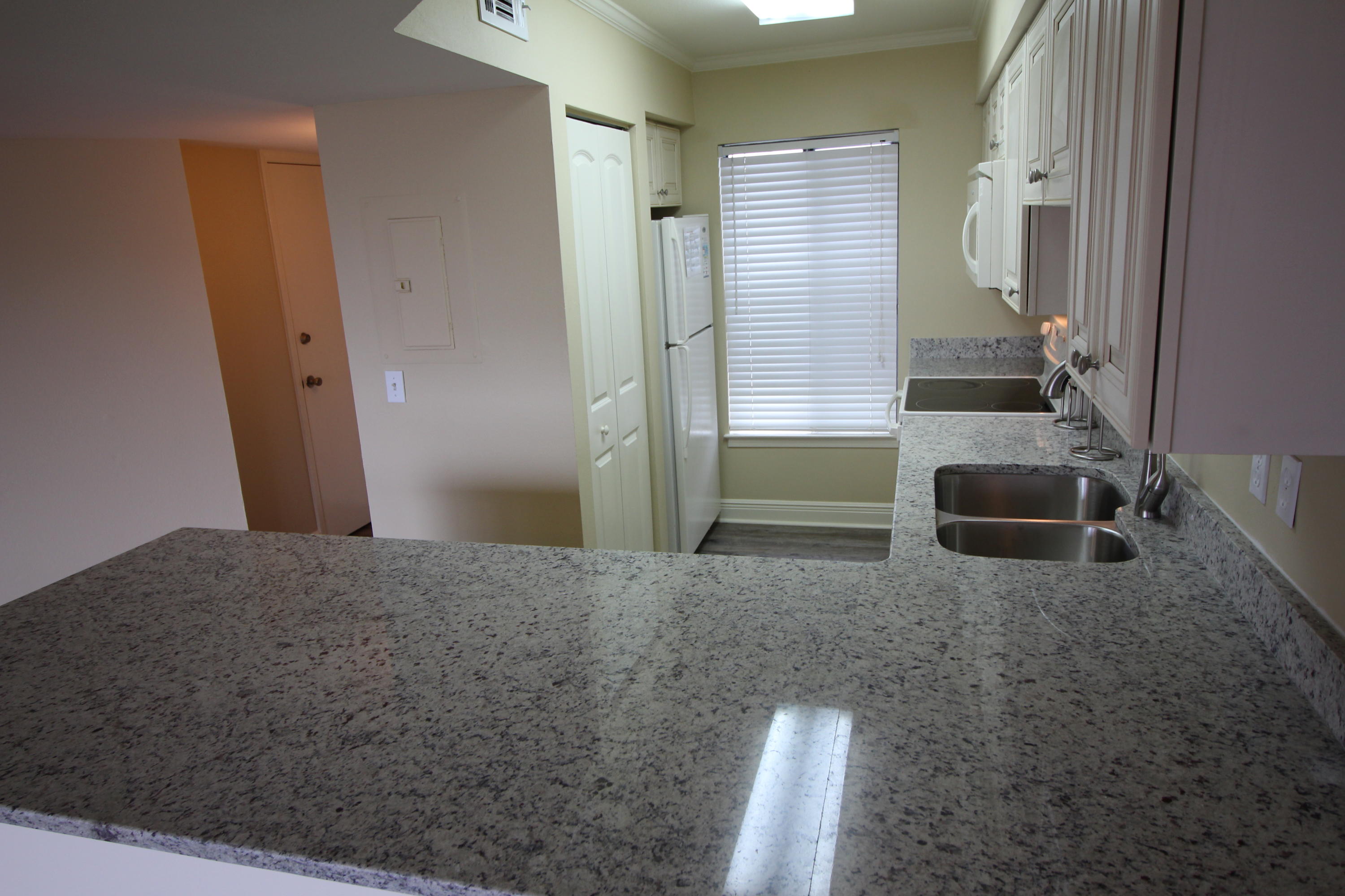 BEACHFRONT 2 - Residential