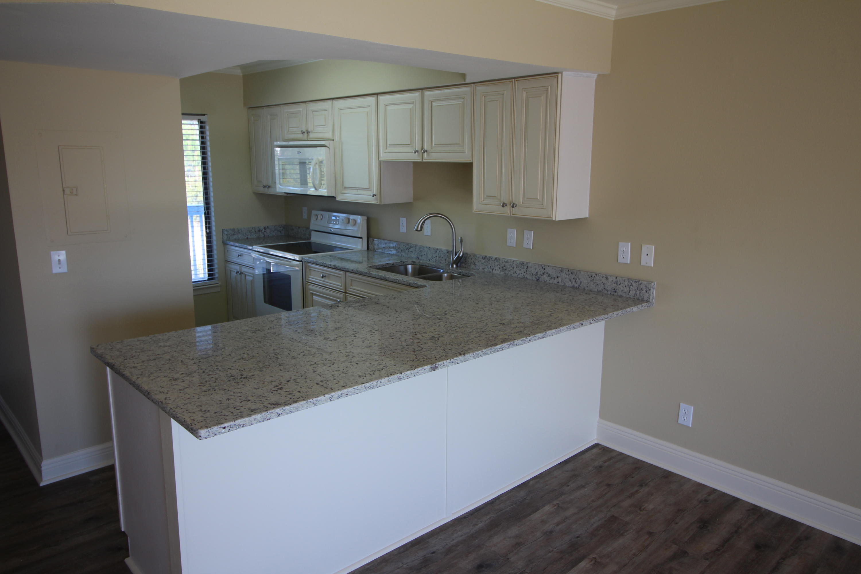 BEACHFRONT 2 - Residential