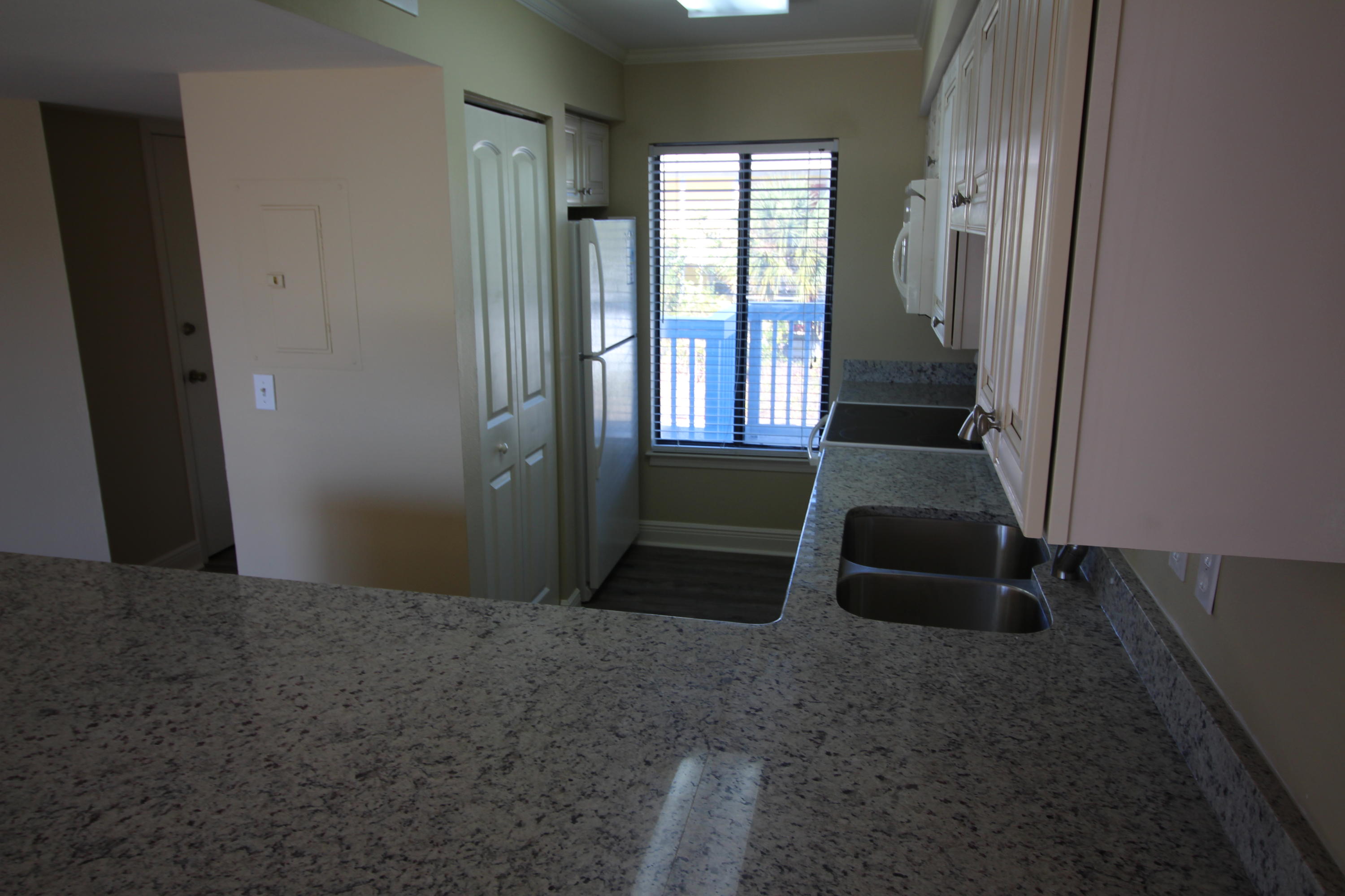 BEACHFRONT 2 - Residential