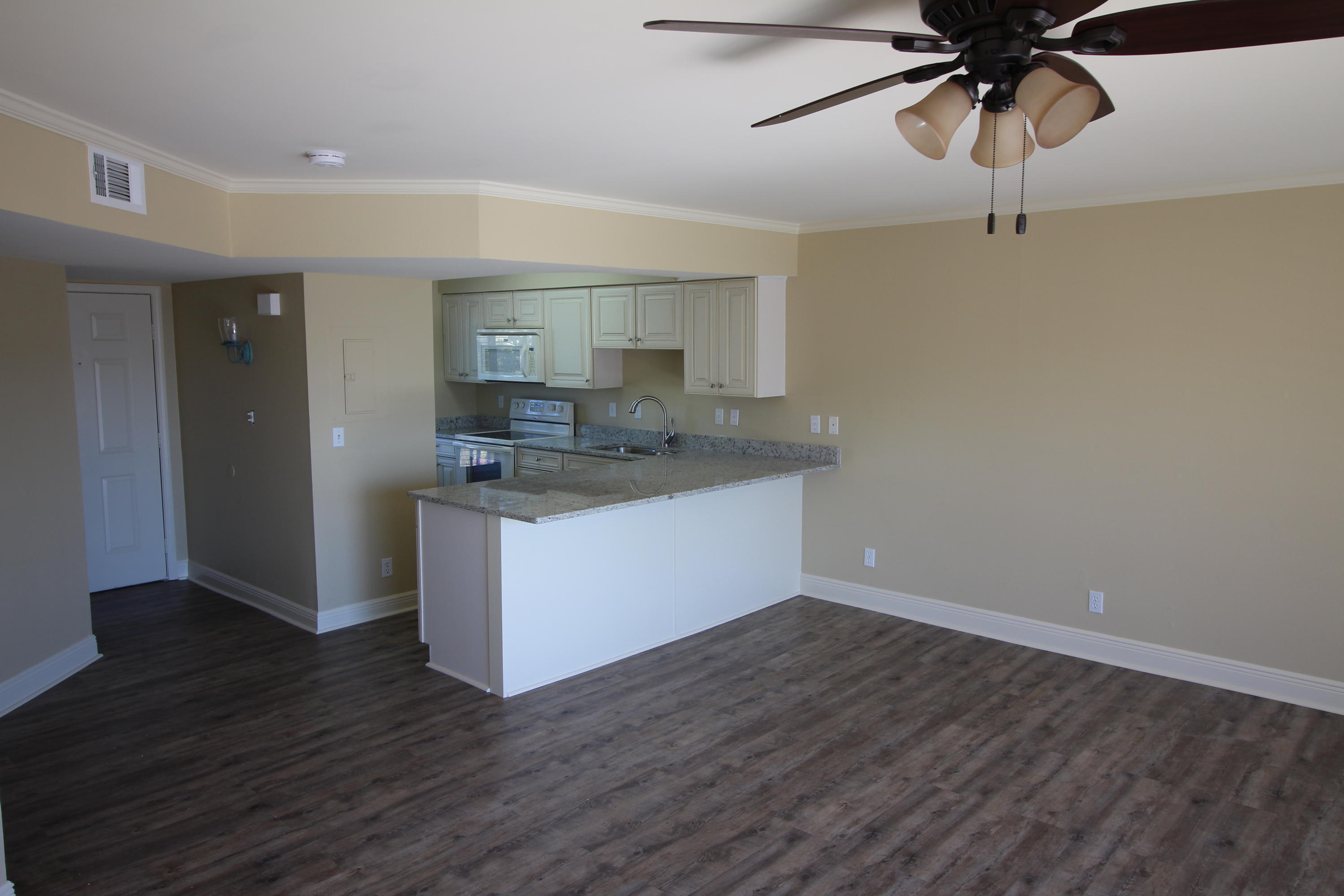 BEACHFRONT 2 - Residential