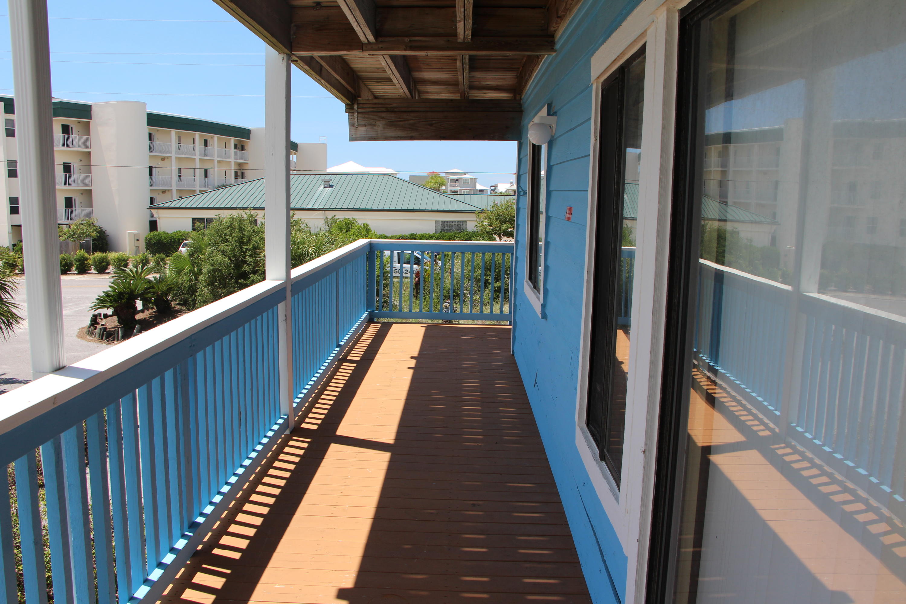 BEACHFRONT 2 - Residential