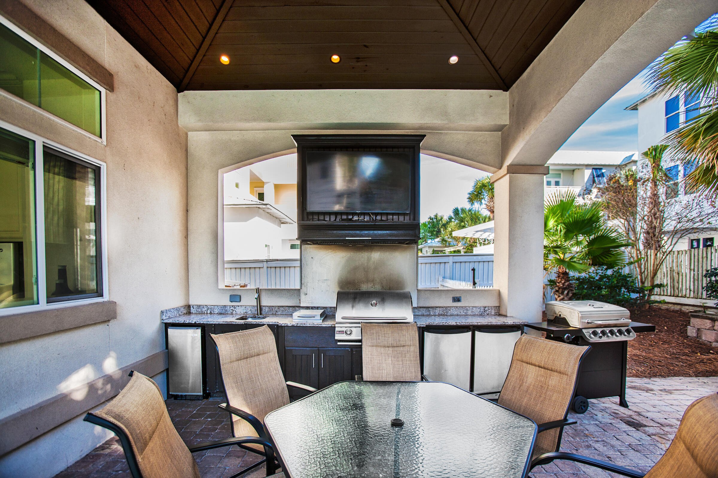 FRANGISTA BEACH 1ST ADDN - Residential