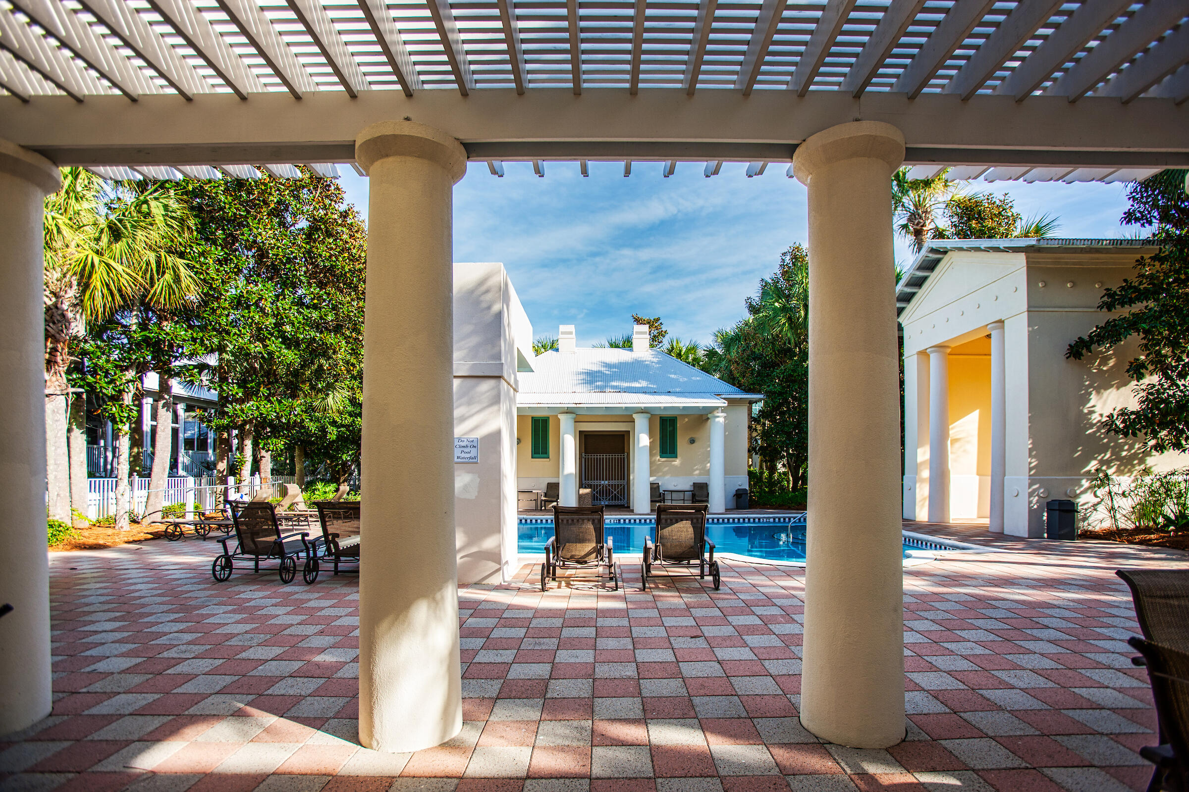 FRANGISTA BEACH 1ST ADDN - Residential