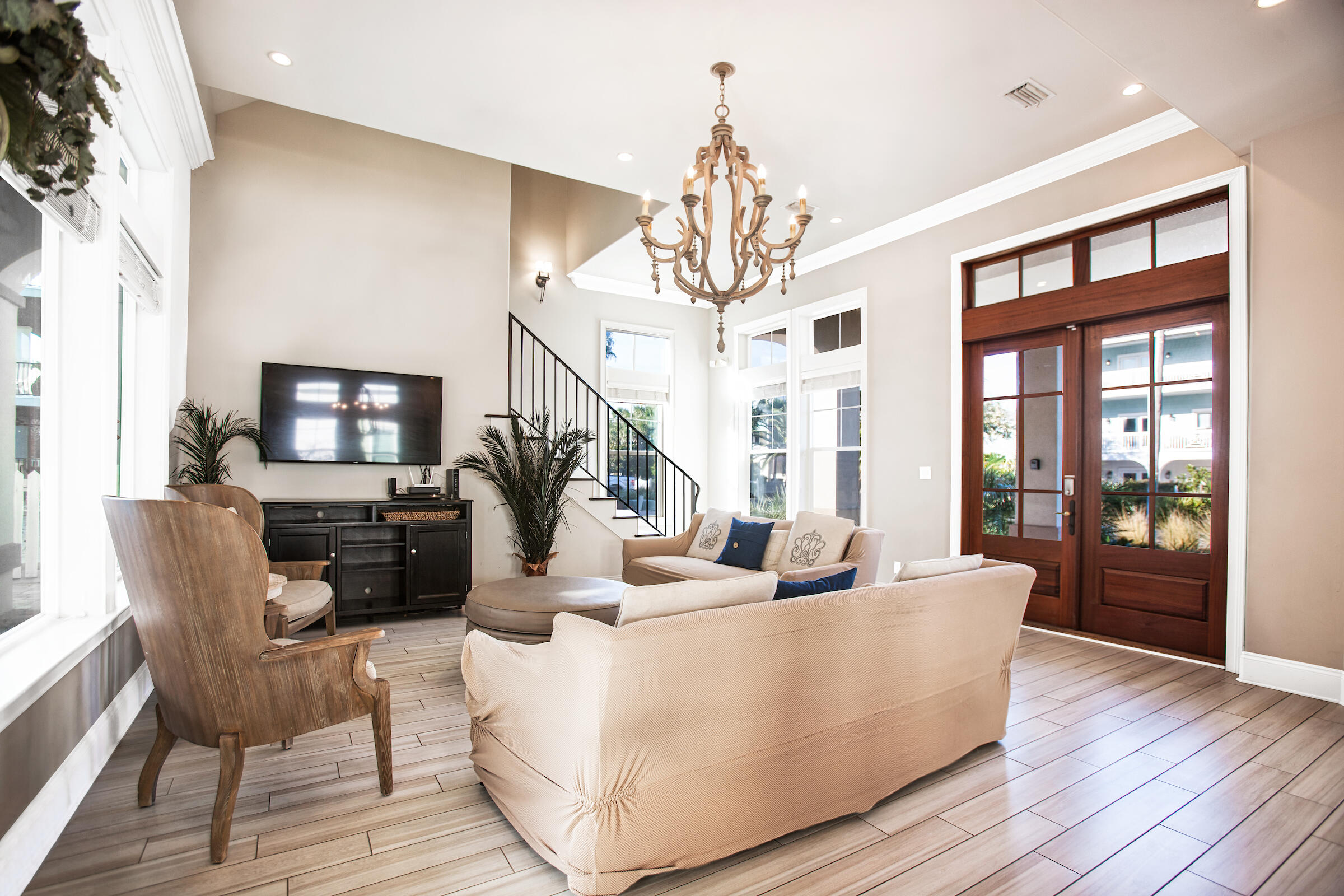 FRANGISTA BEACH 1ST ADDN - Residential