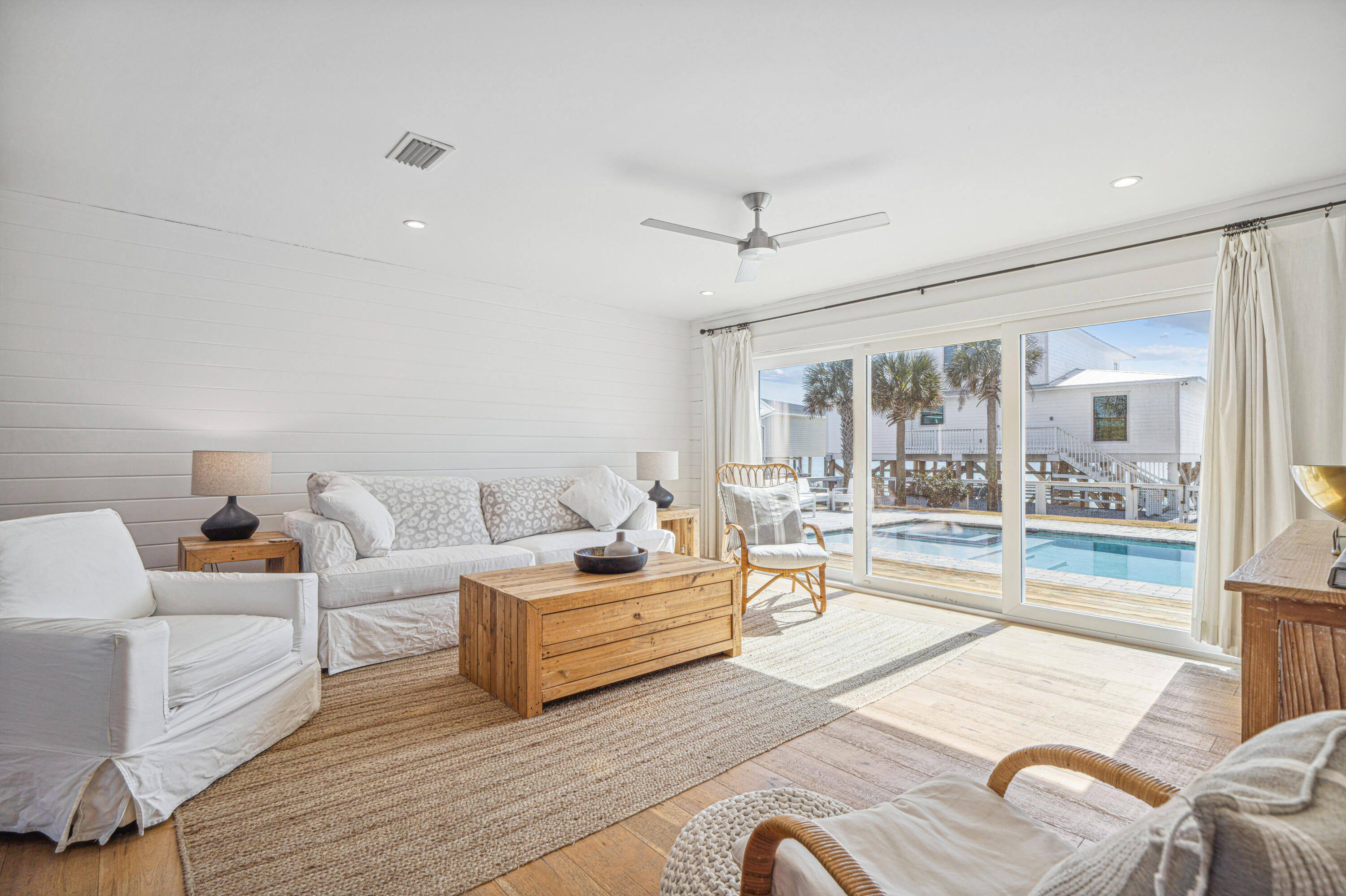 Fort Panic / Dune Allen - Residential