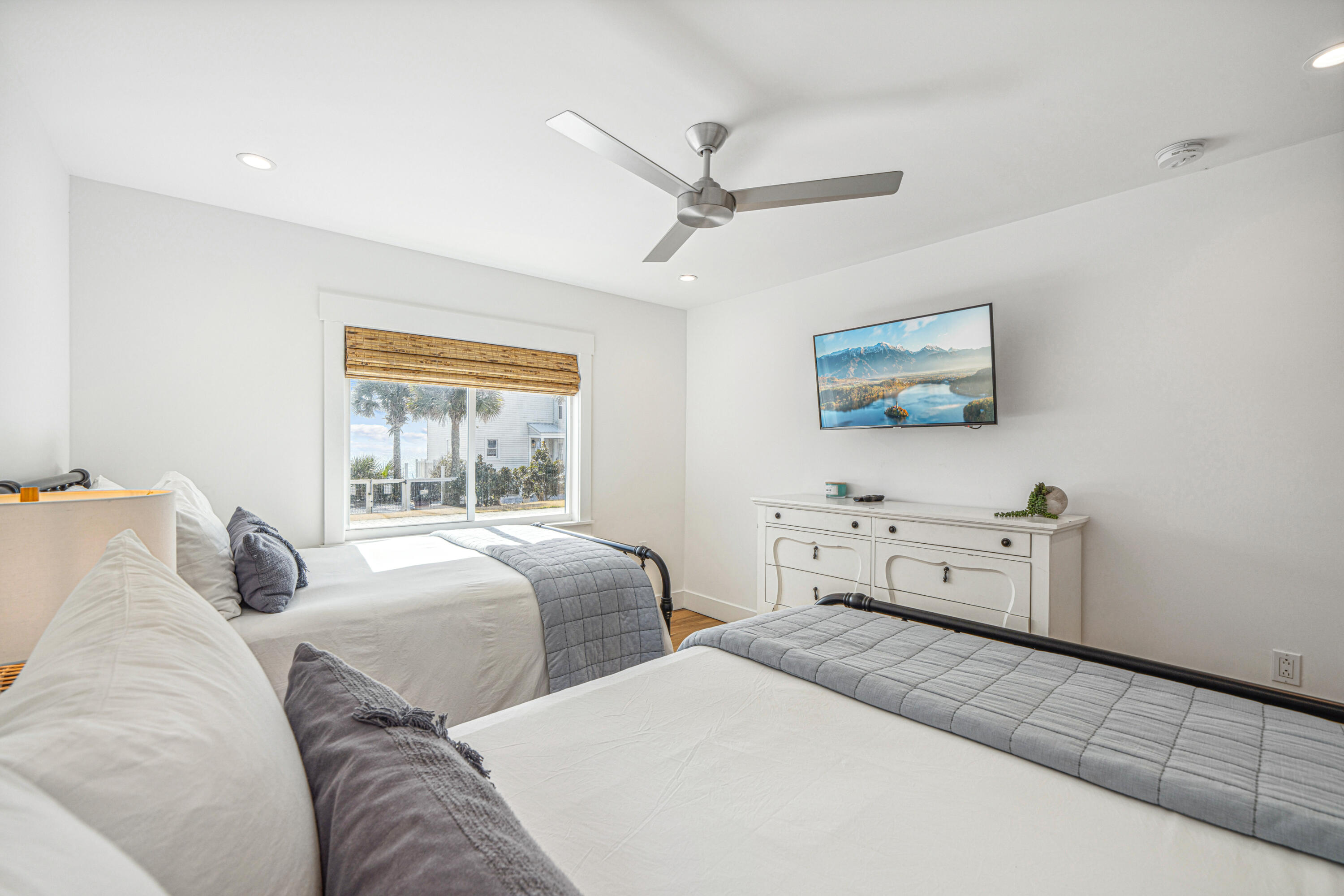 Fort Panic / Dune Allen - Residential