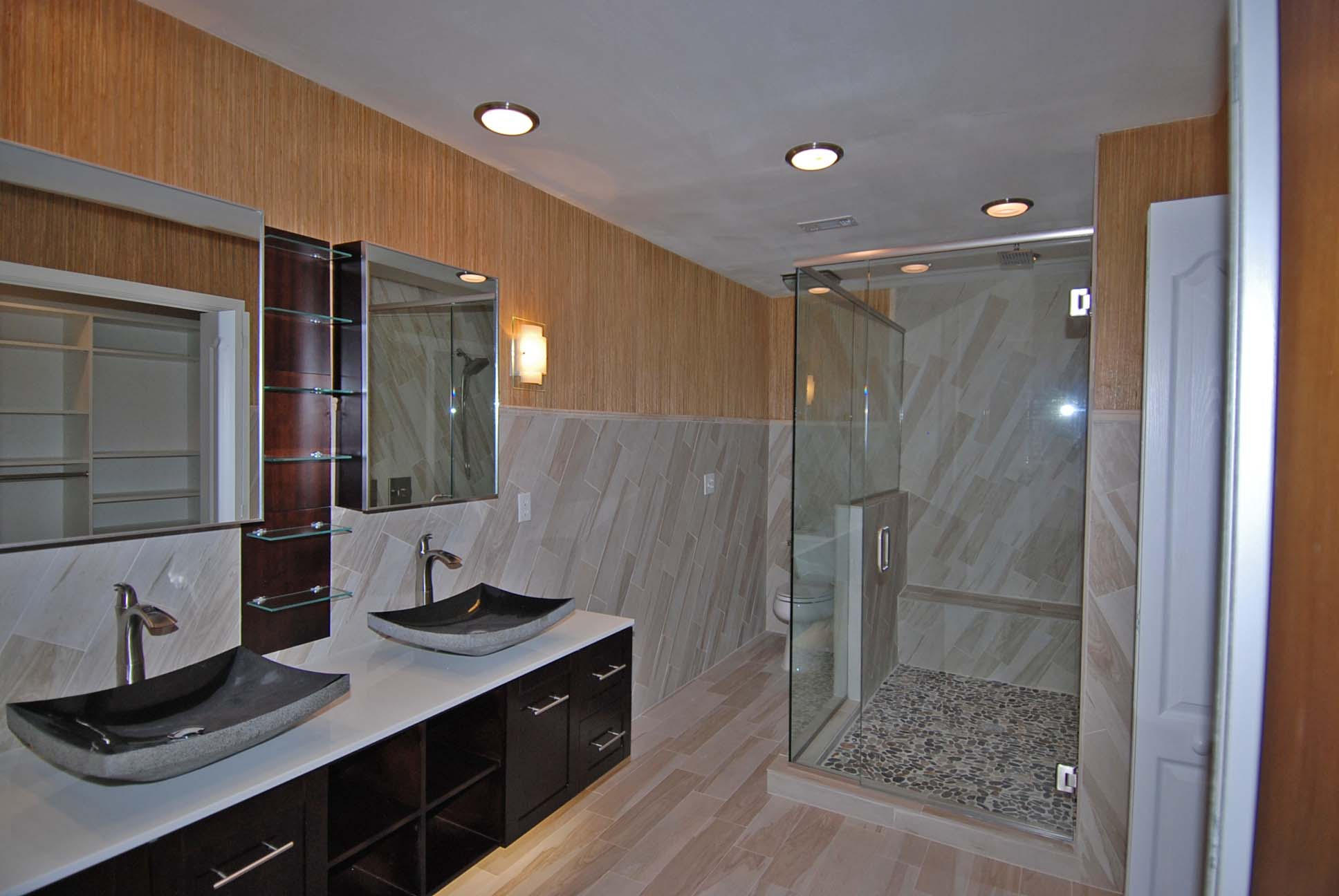 EDGEWATER VILLAGE - Residential