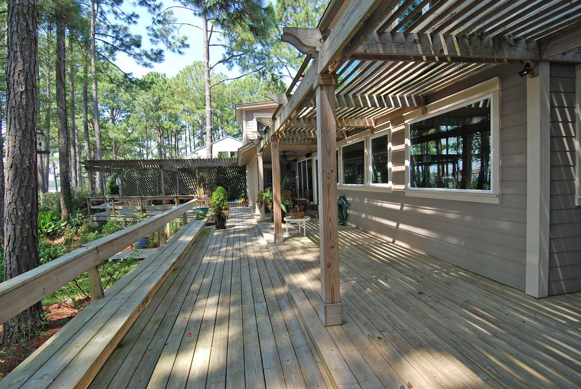 EDGEWATER VILLAGE - Residential