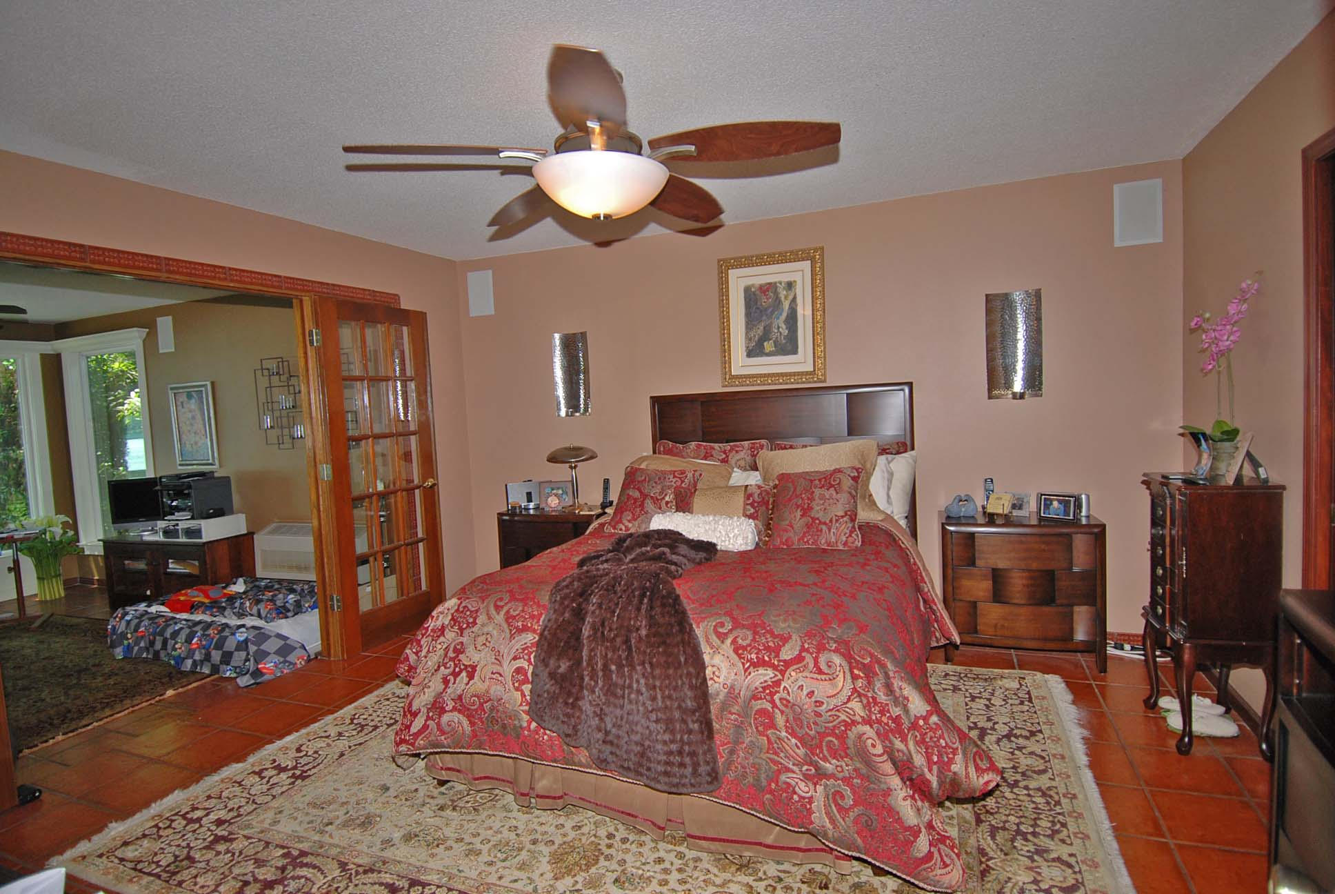 EDGEWATER VILLAGE - Residential
