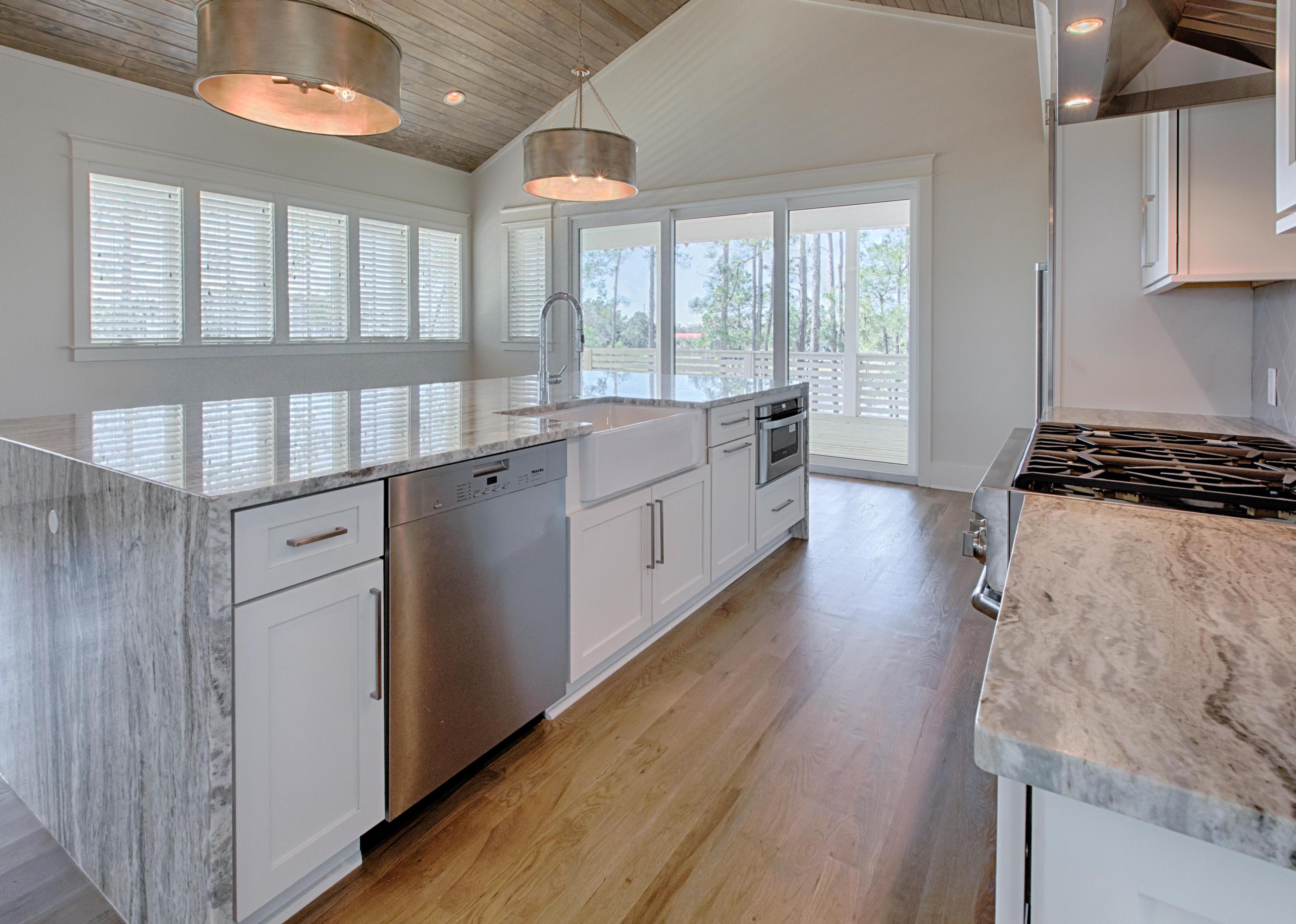 SEAGROVE - Residential