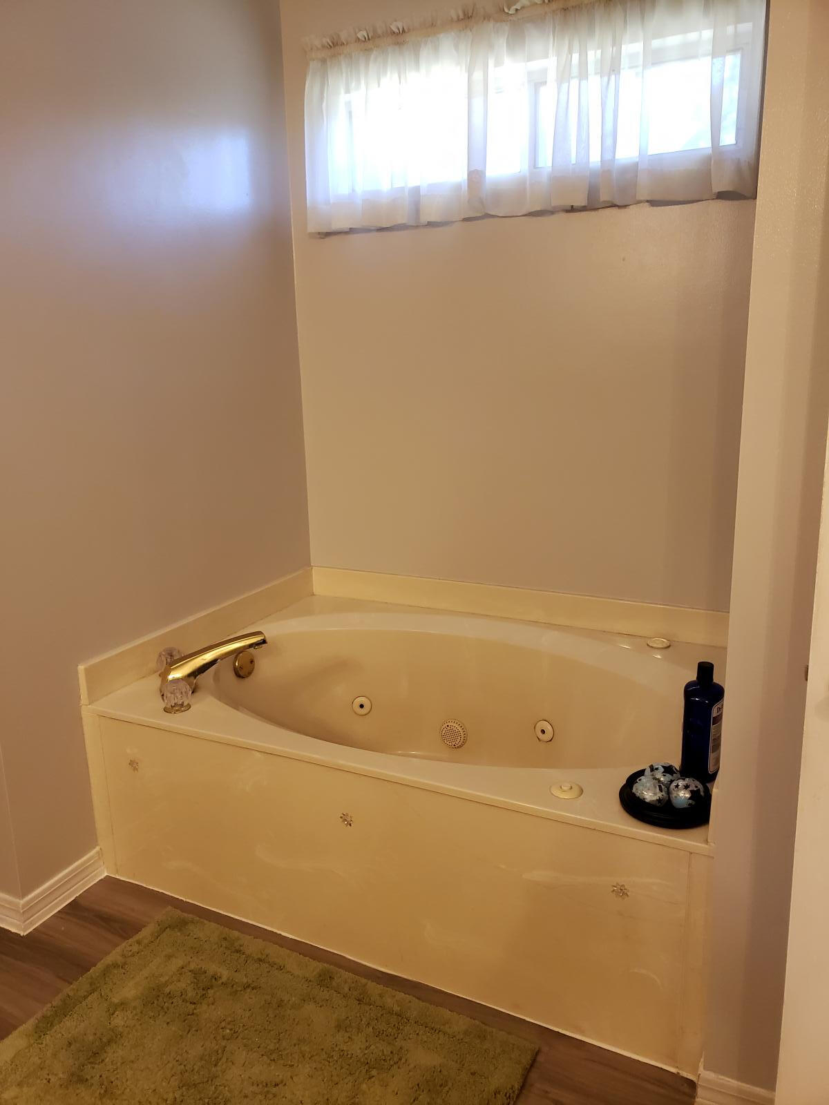 PAGE PLACE - Residential Lease
