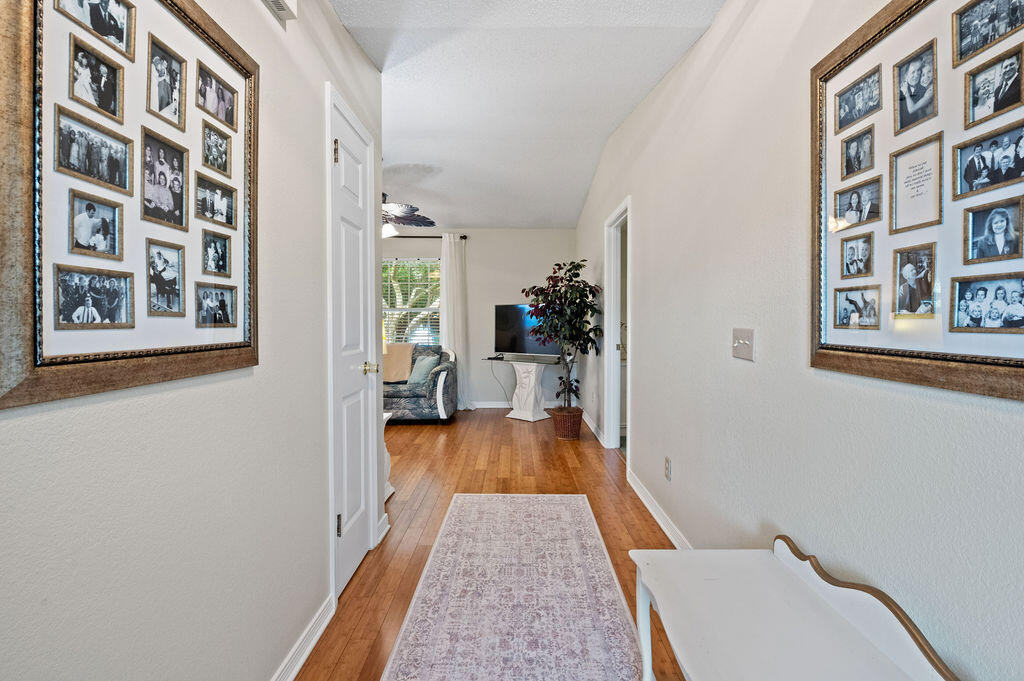 DIXON S/D N1/2 LOT 5 BLK F - Residential
